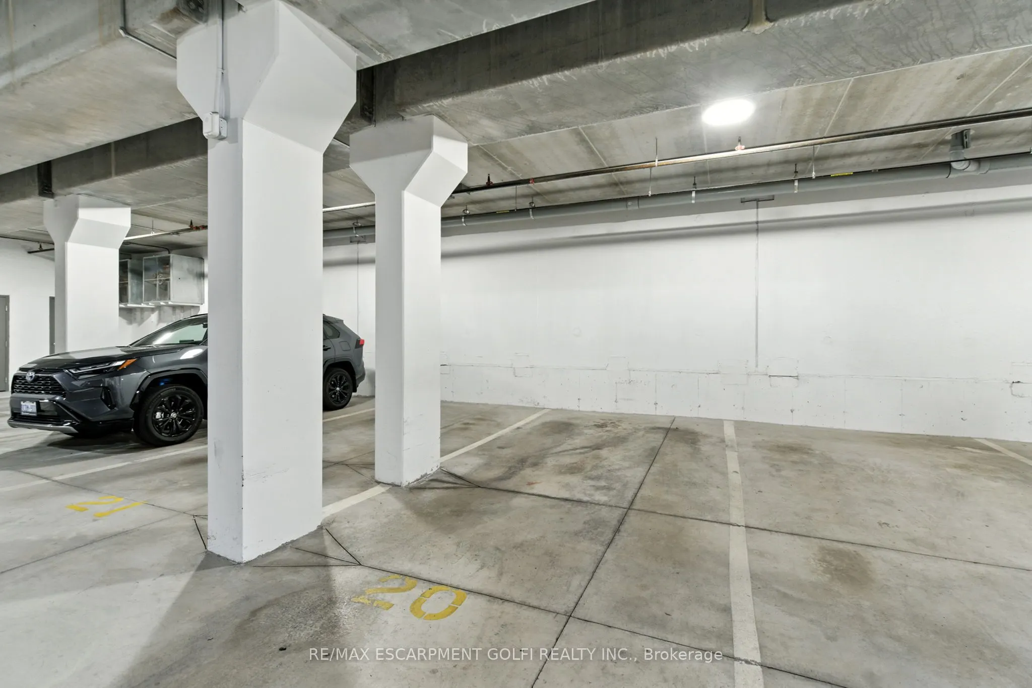 1 Redfern Avenue, #304