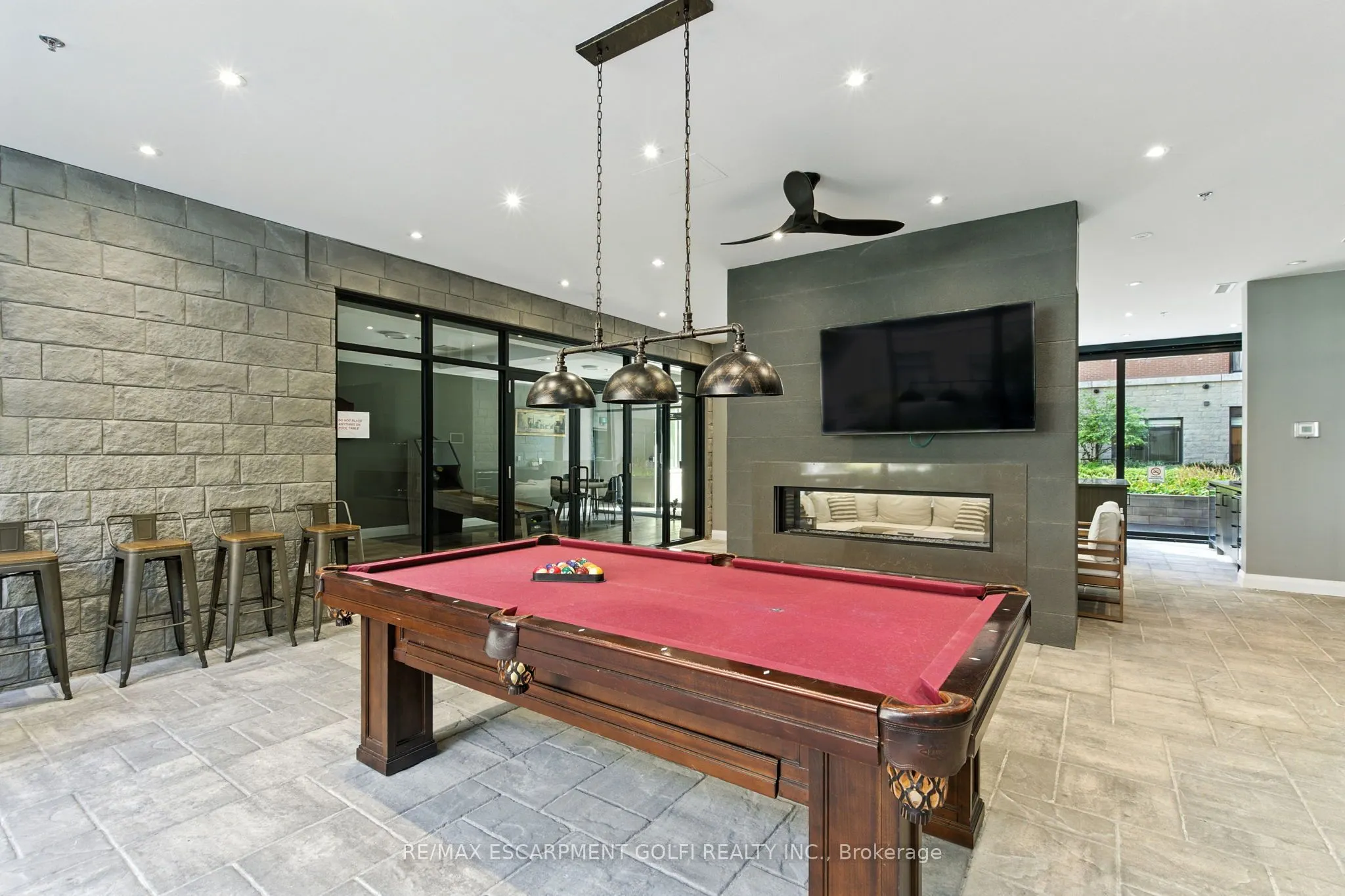 1 Redfern Avenue, #304