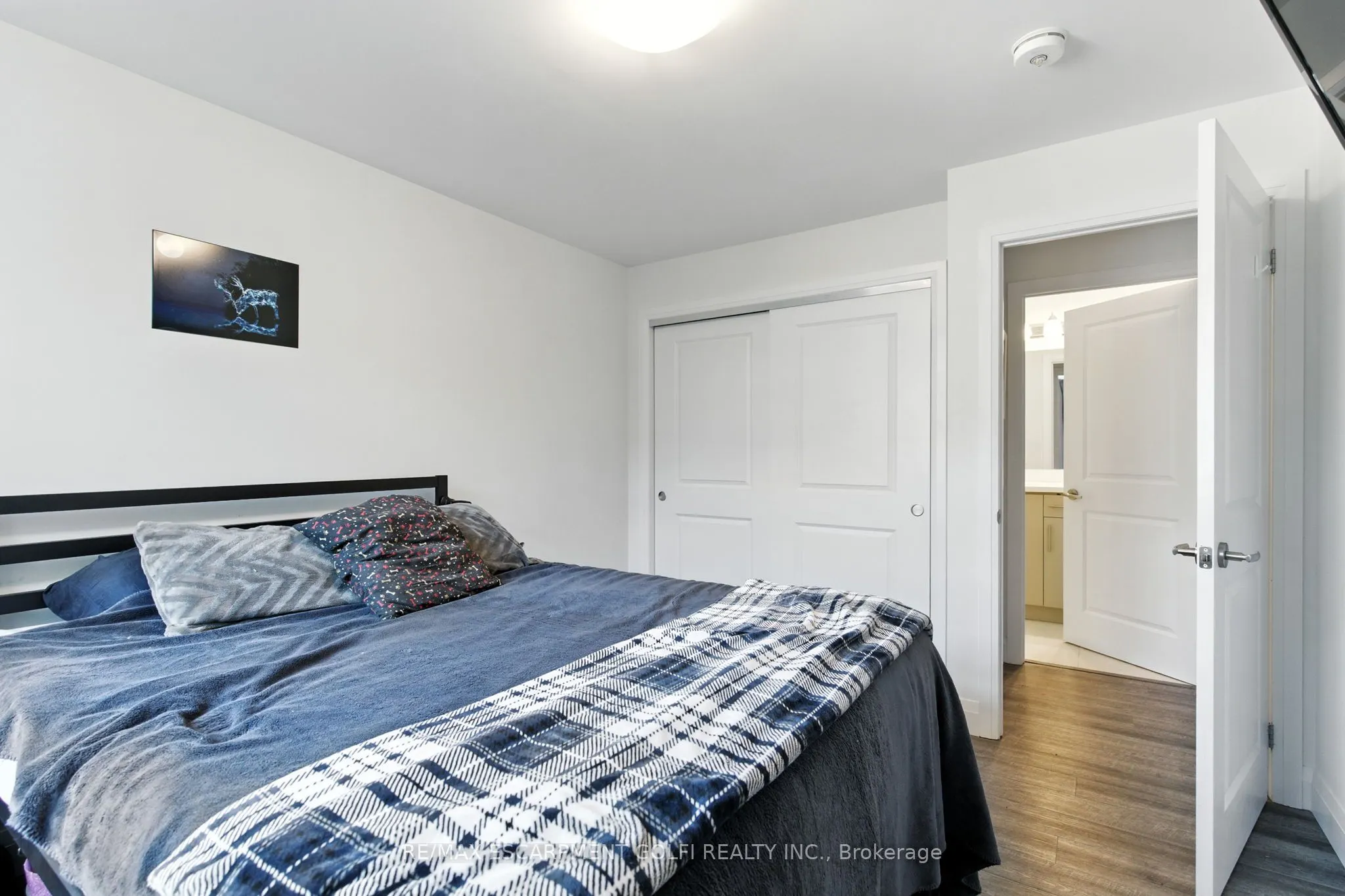 1 Redfern Avenue, #304