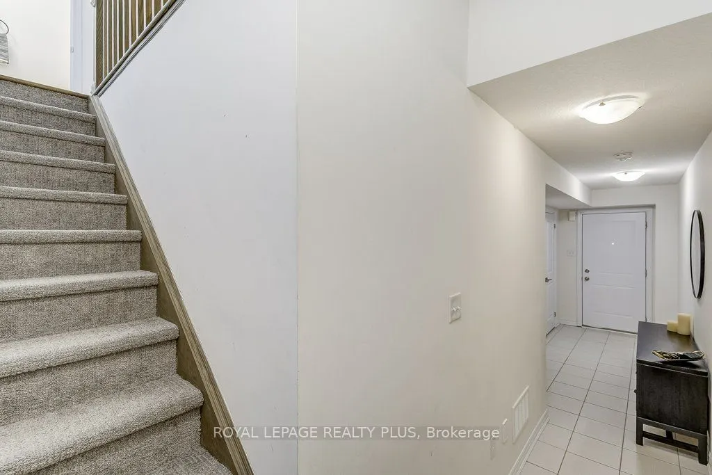 383 Dundas Street E, #34
