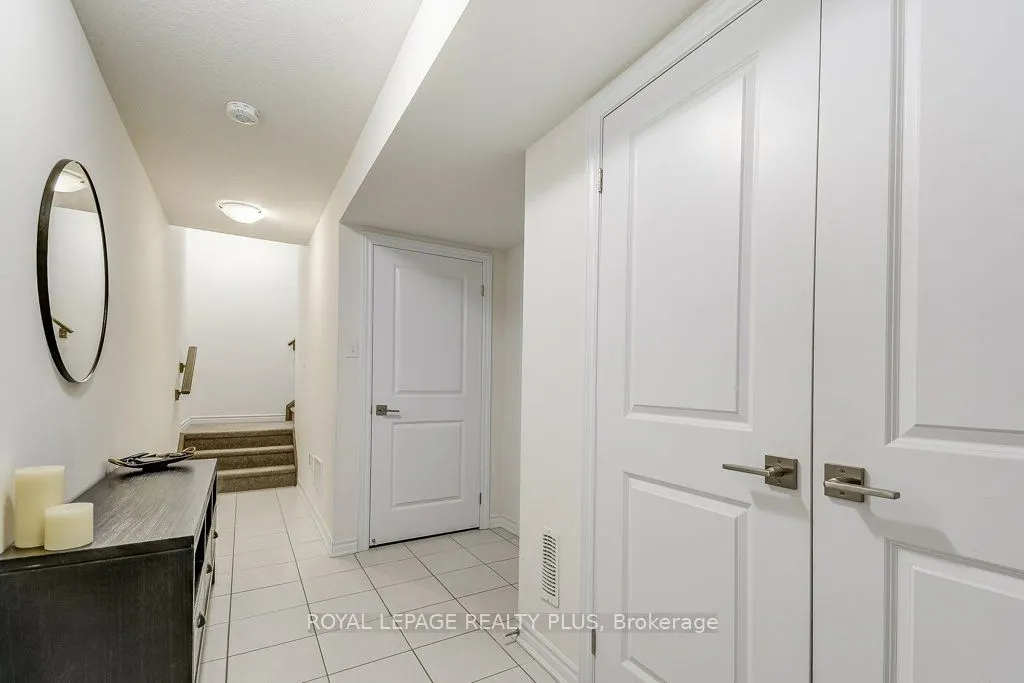 383 Dundas Street E, #34