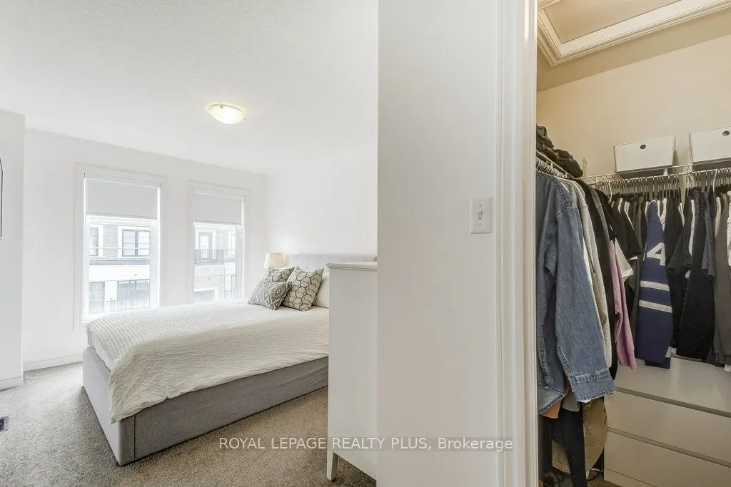 383 Dundas Street E, #34