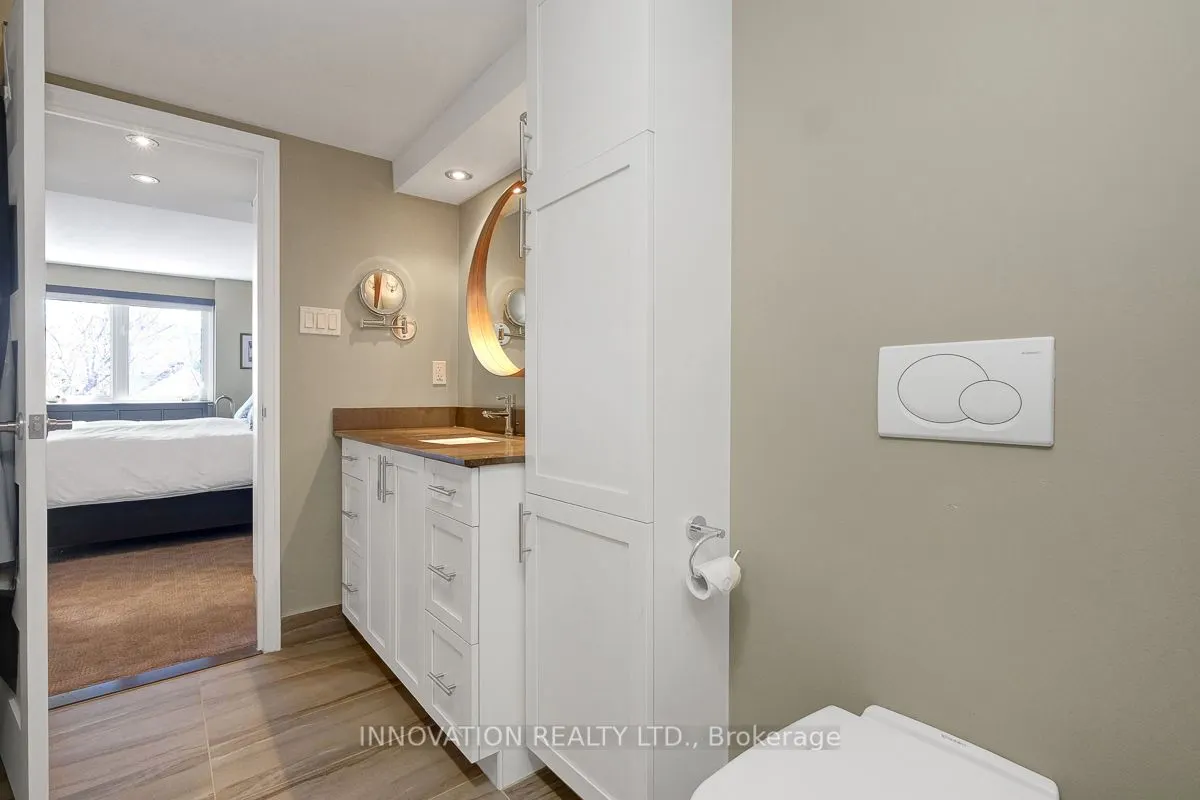 150 Waverley Street, #2C