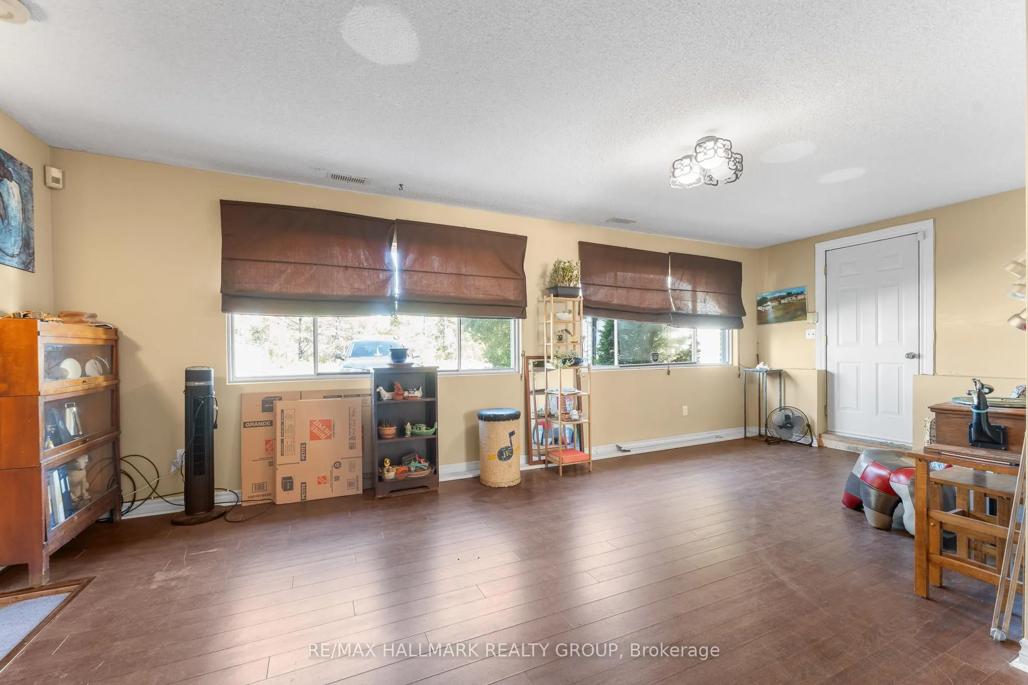 3960 Farmers Way