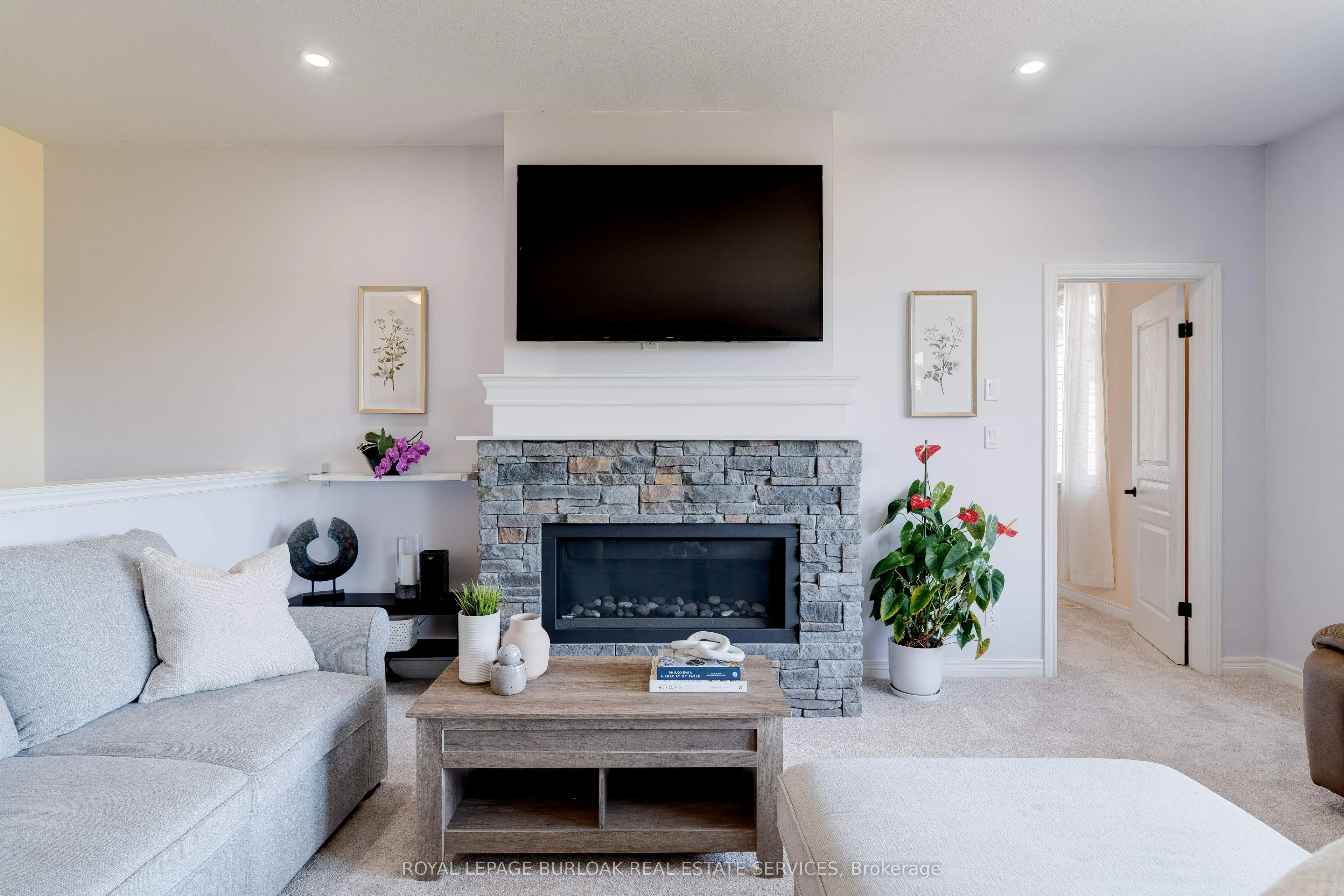 17 Manorwood Drive