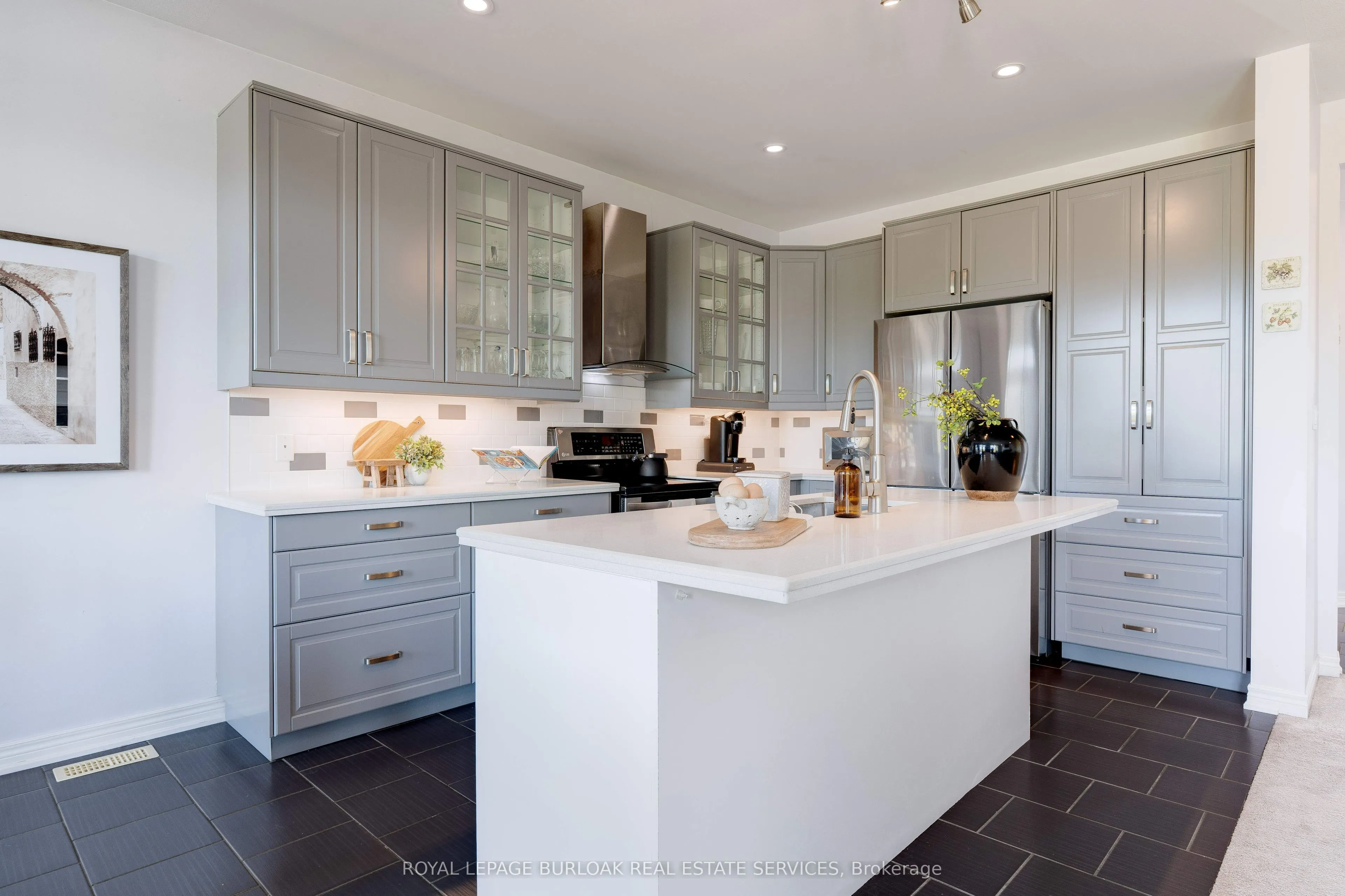 17 Manorwood Drive
