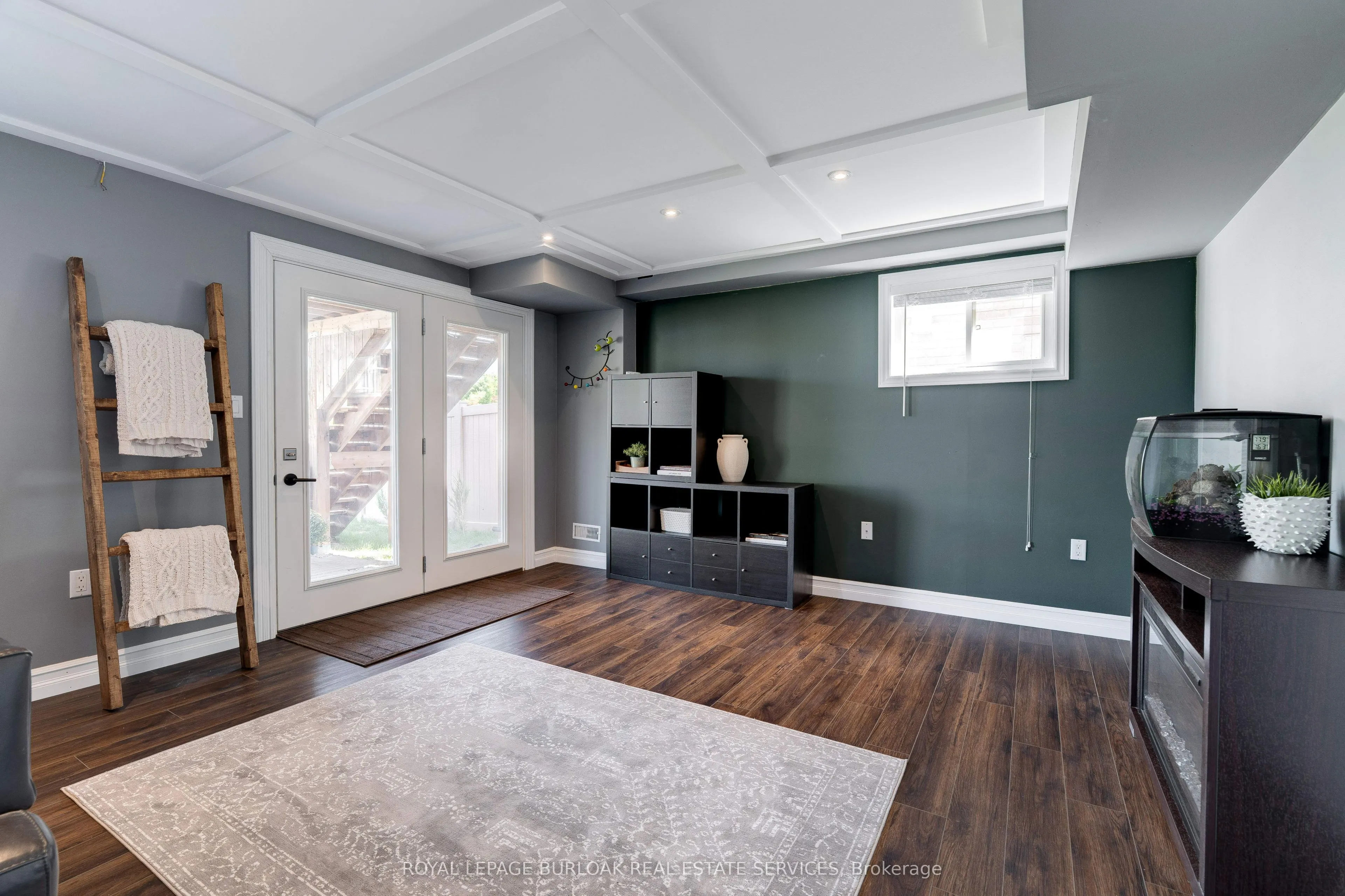 17 Manorwood Drive