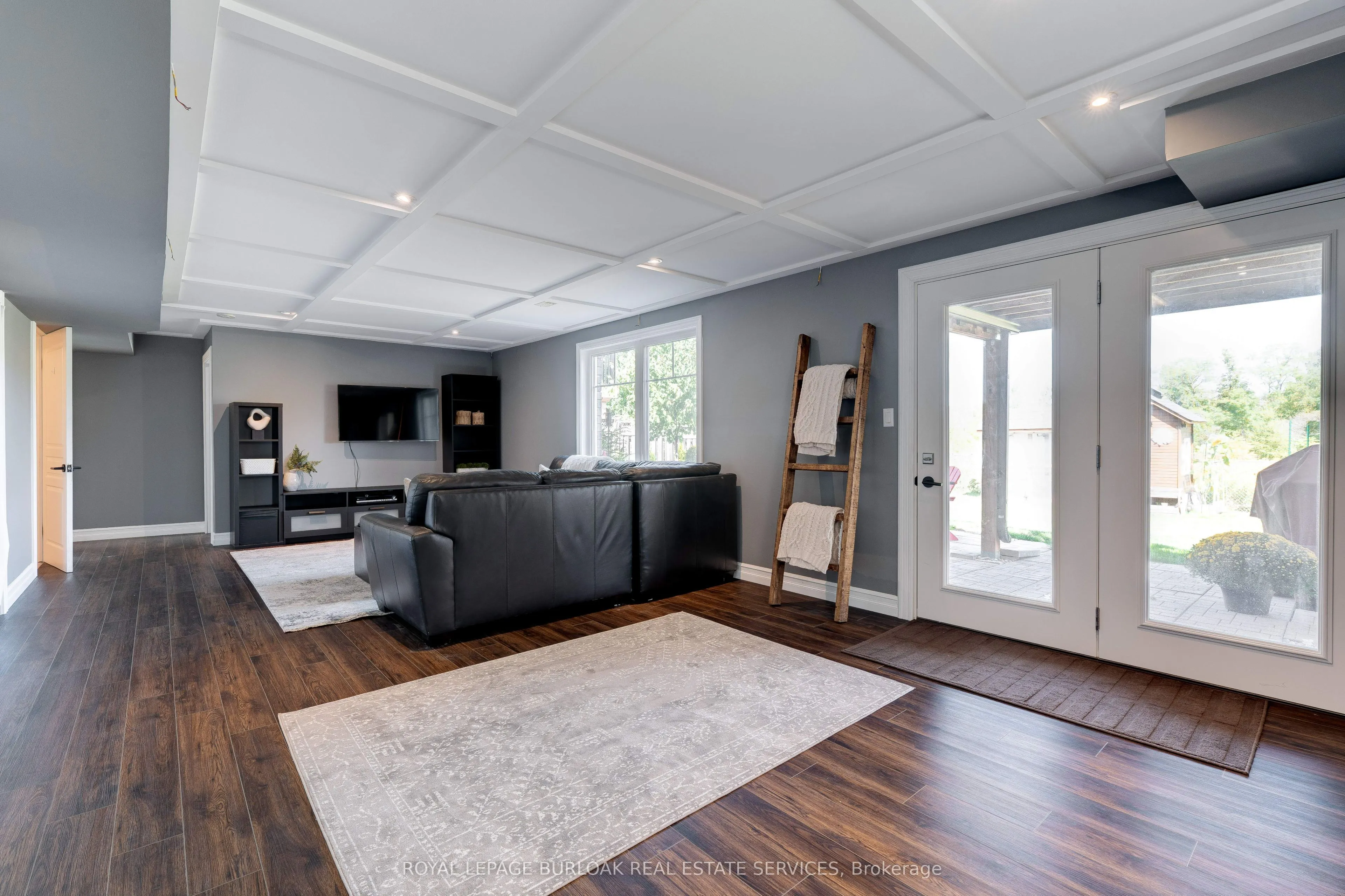 17 Manorwood Drive
