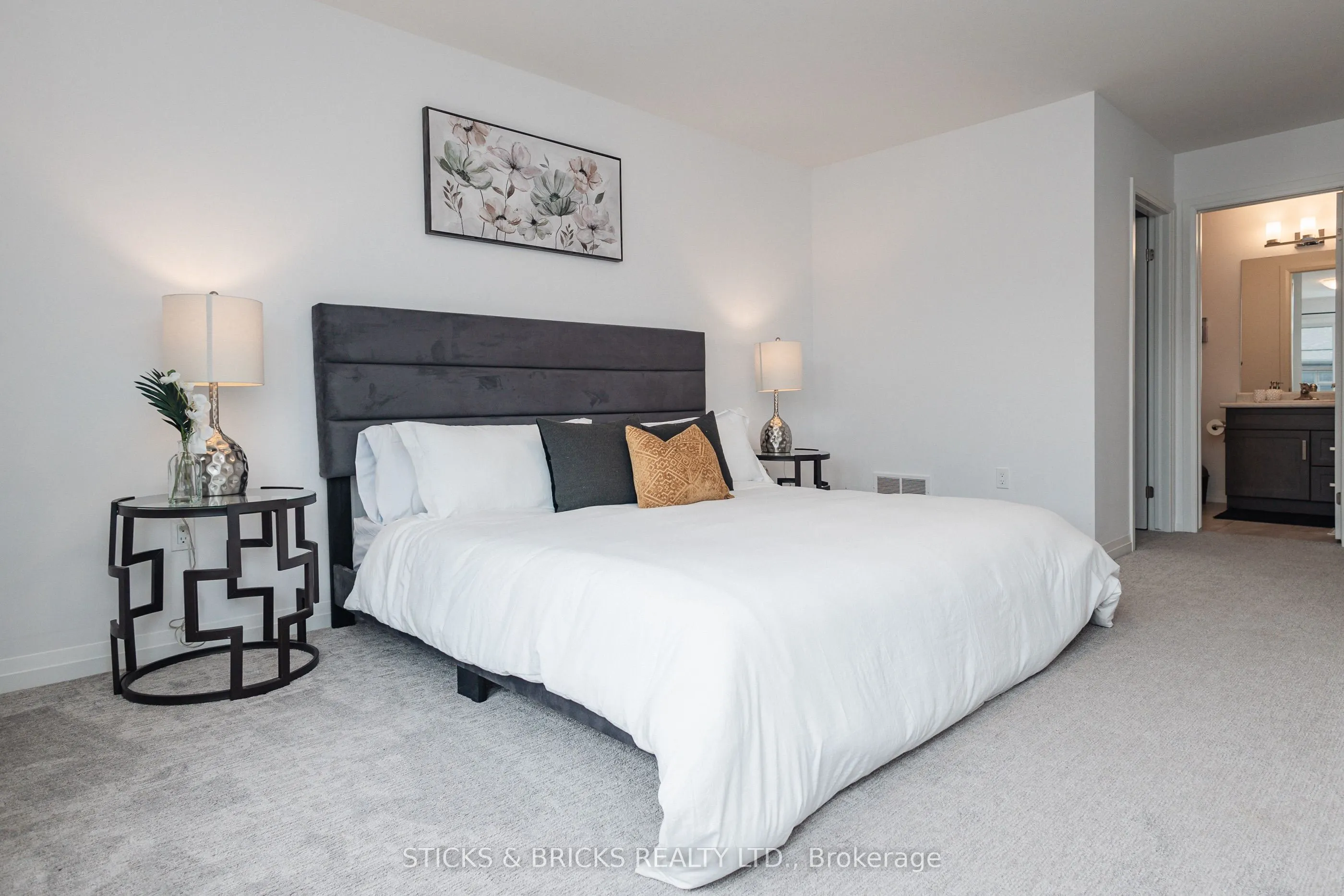 4552 Portage Road, #78