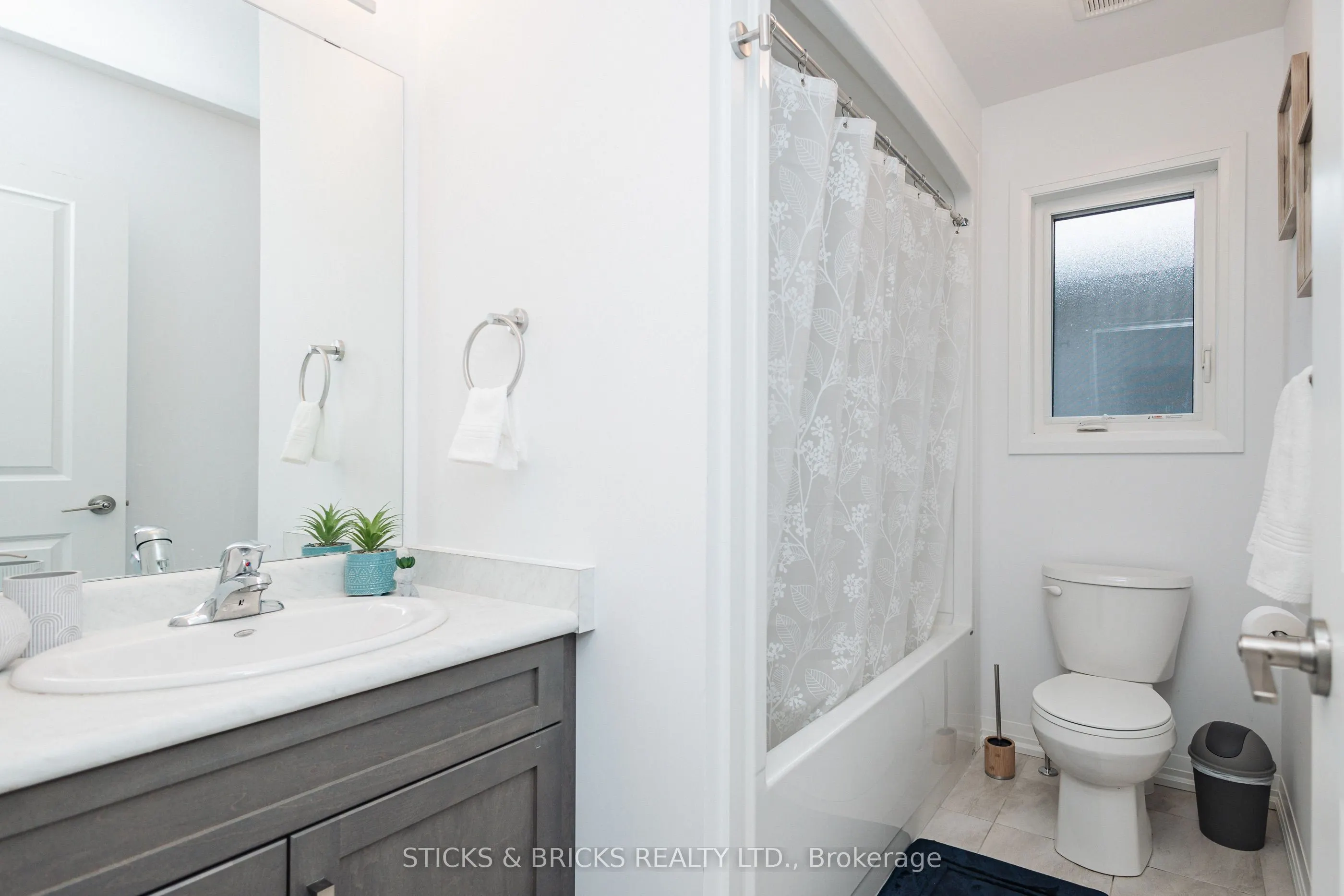4552 Portage Road, #78