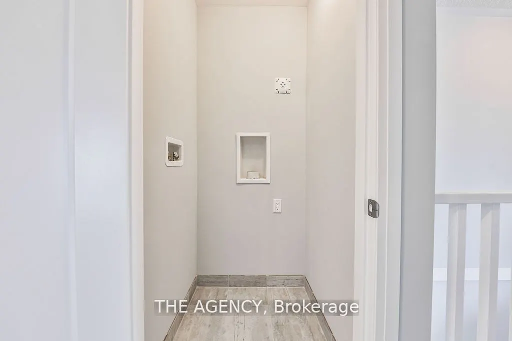 53 Aquarius Crescent