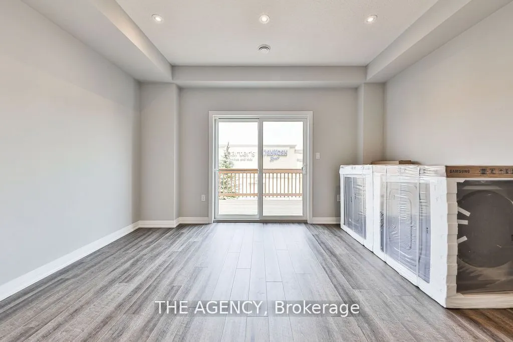 53 Aquarius Crescent