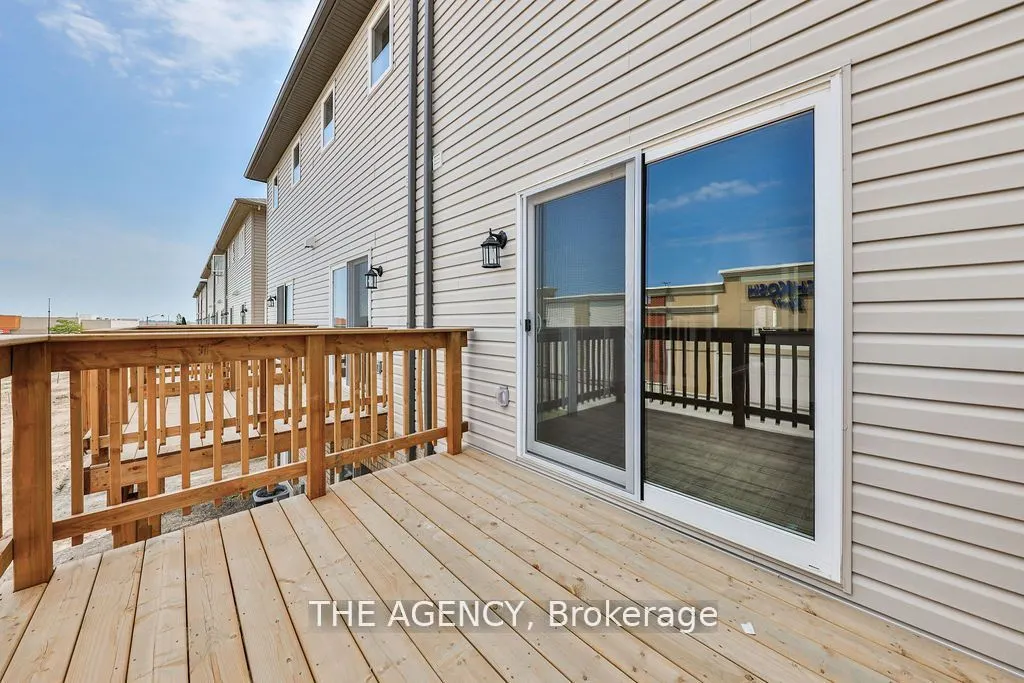 53 Aquarius Crescent