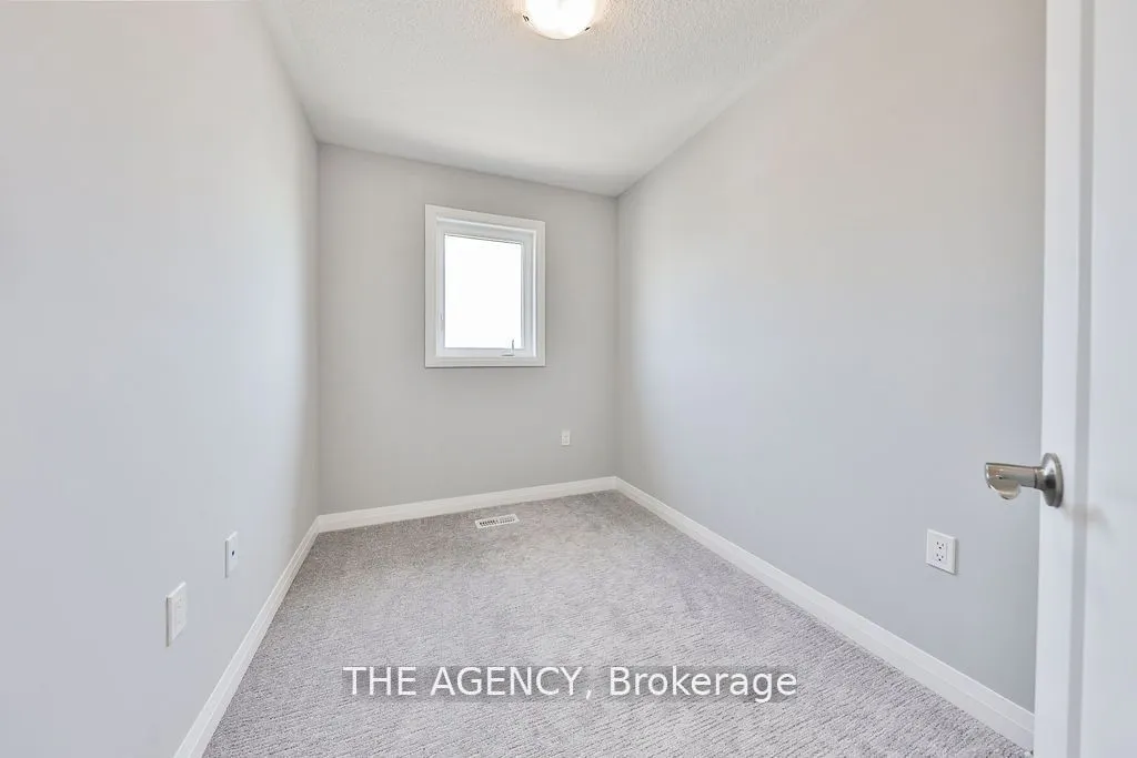 53 Aquarius Crescent