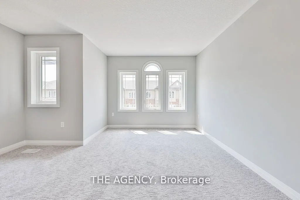 53 Aquarius Crescent