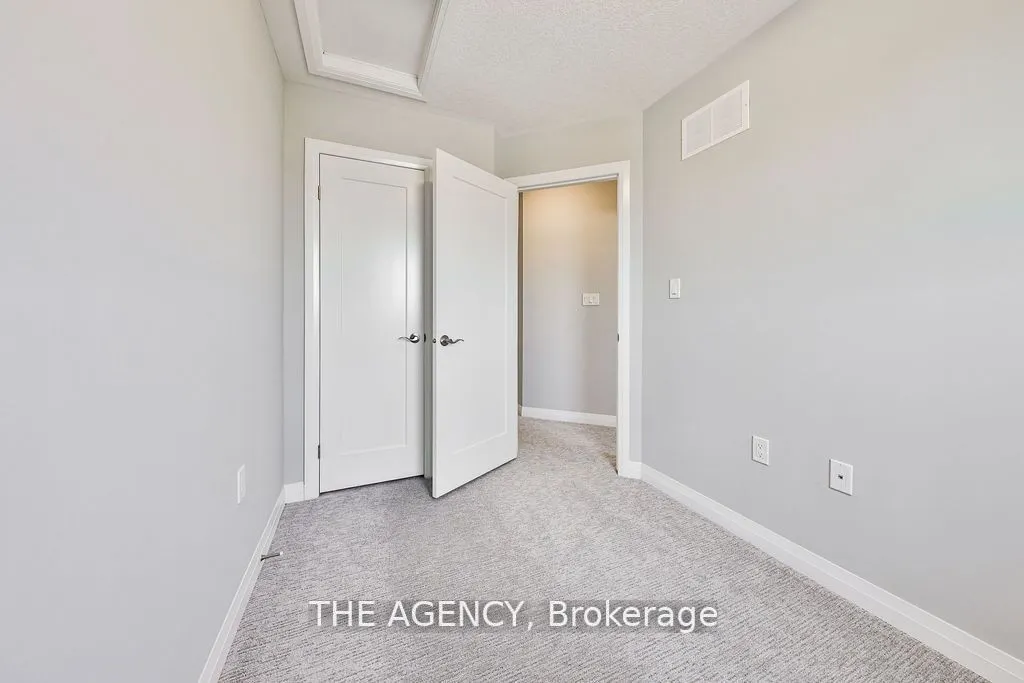 53 Aquarius Crescent
