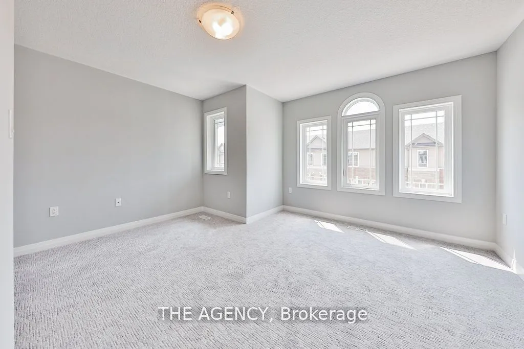 53 Aquarius Crescent