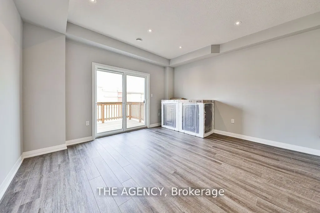 53 Aquarius Crescent