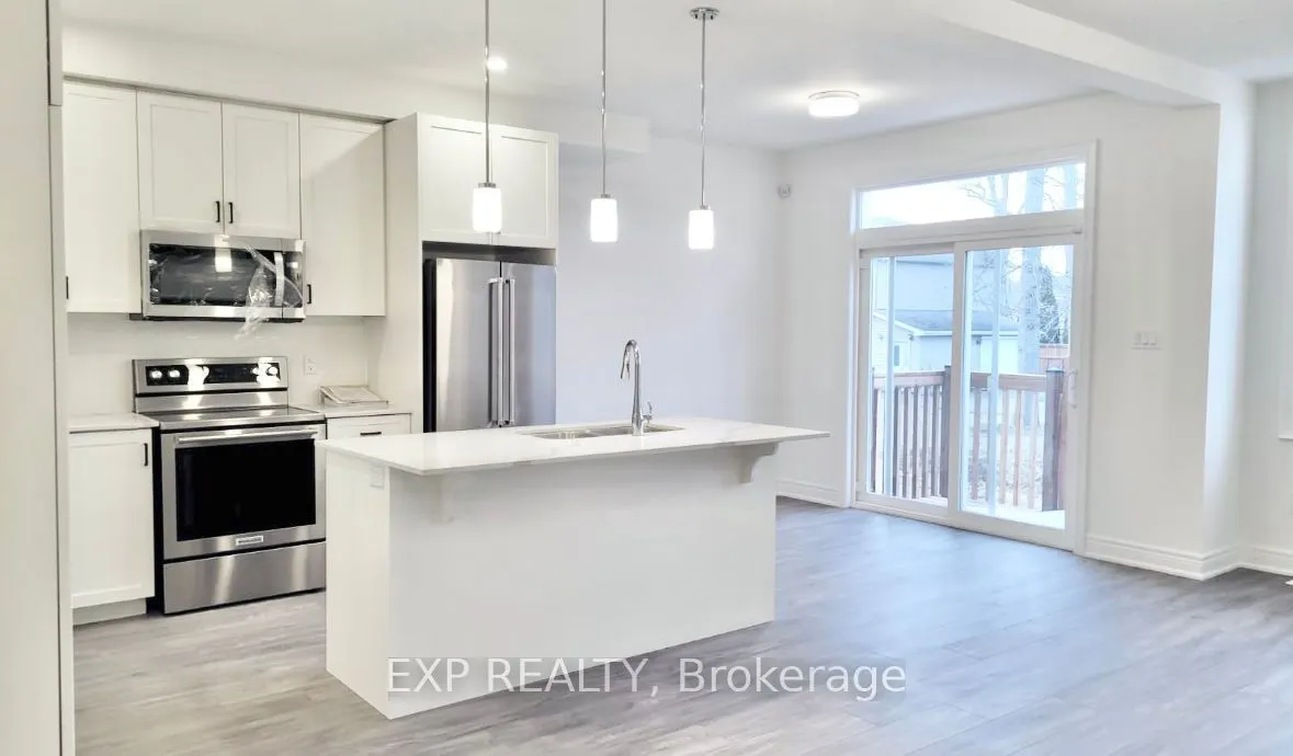 4 Paradise Grove