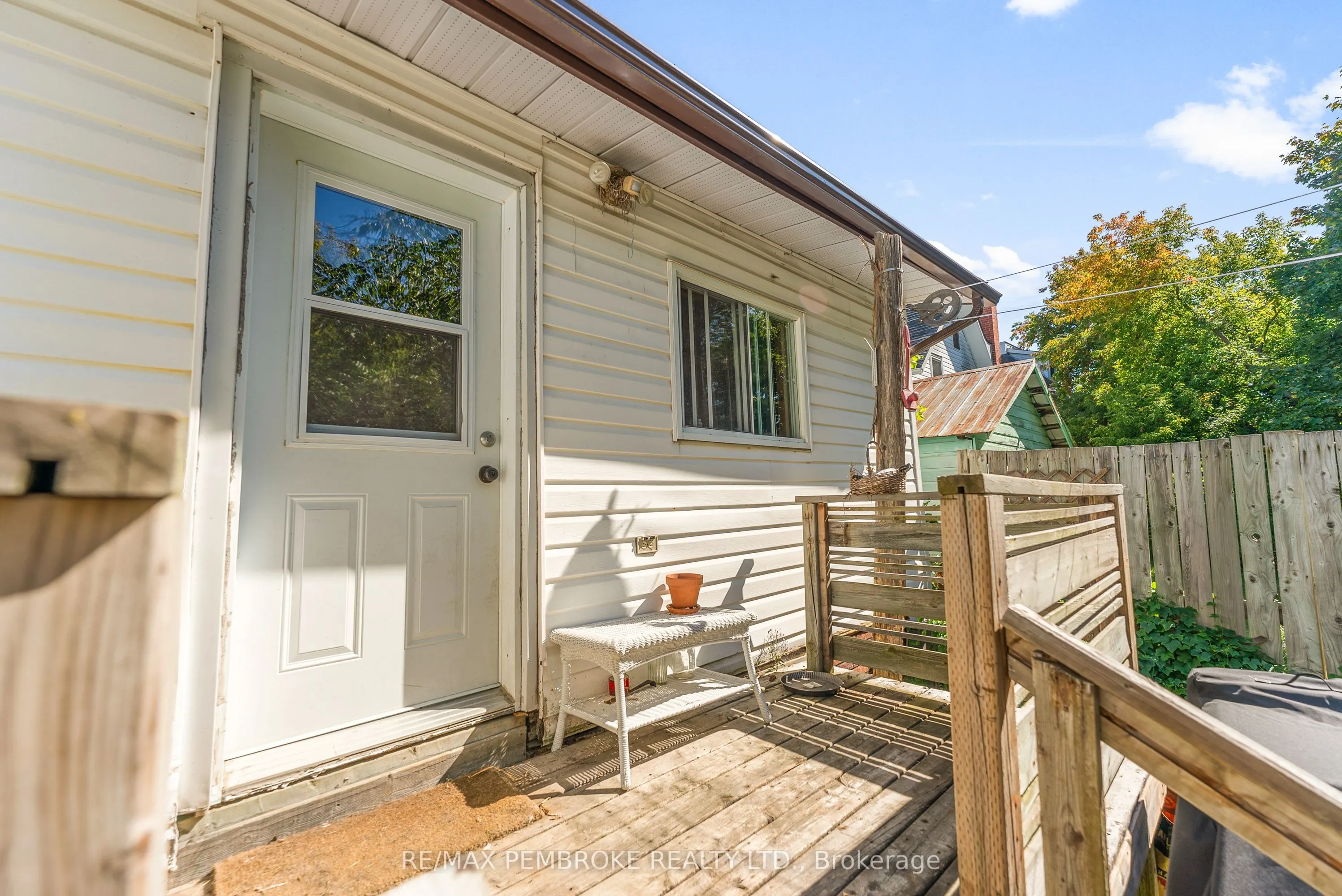 570 Eganville Road