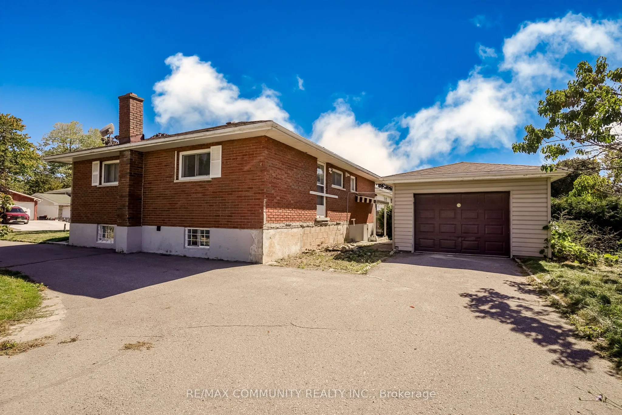 42 Elizabeth Avenue