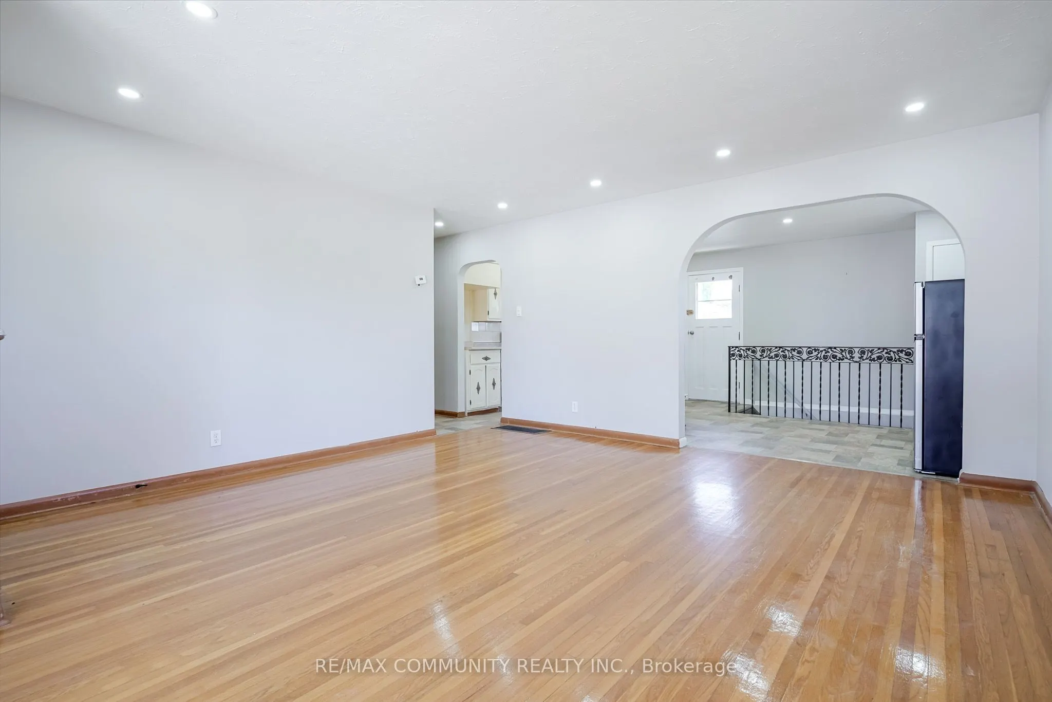 42 Elizabeth Avenue