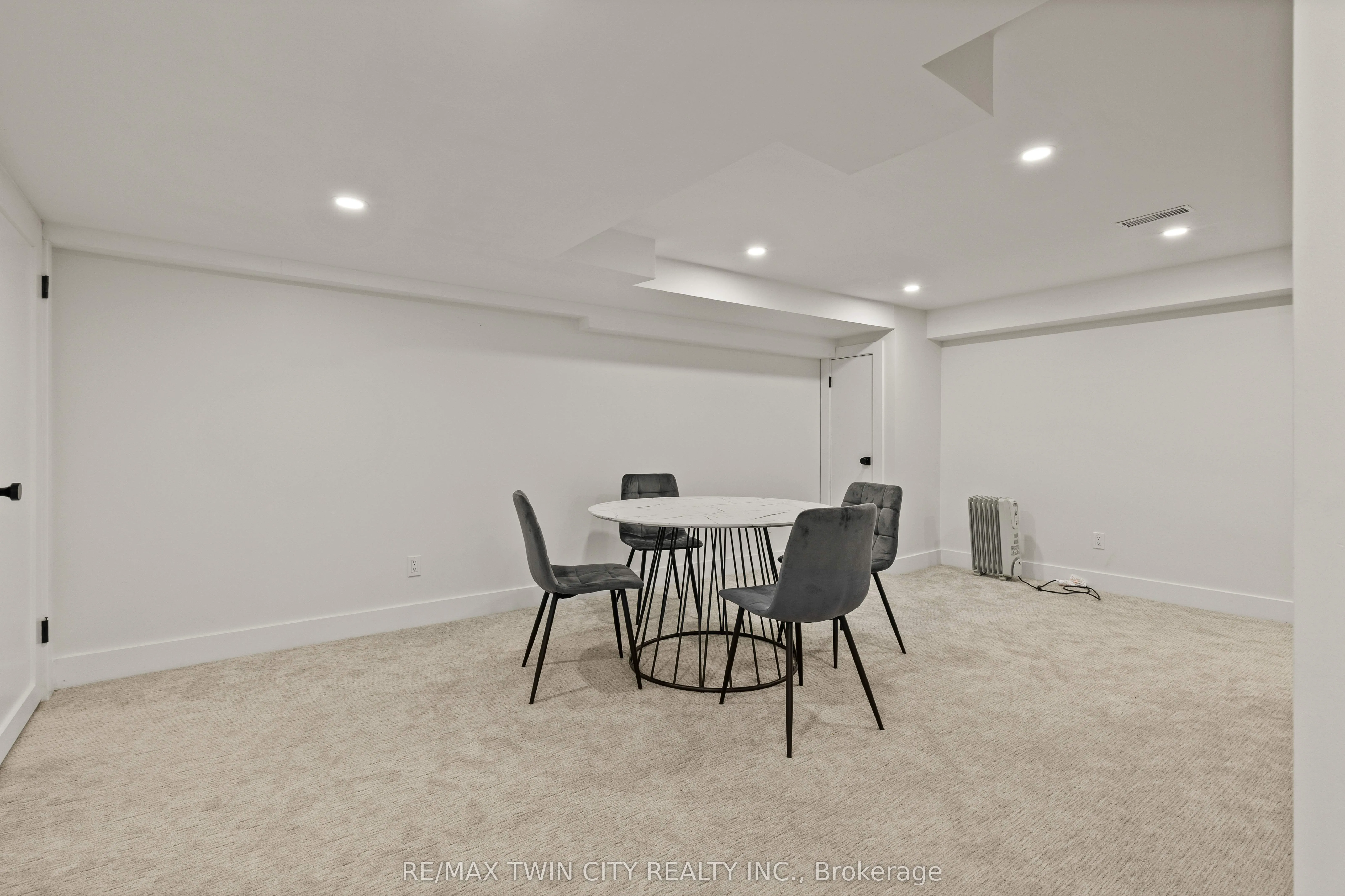 514 Oxbow Road