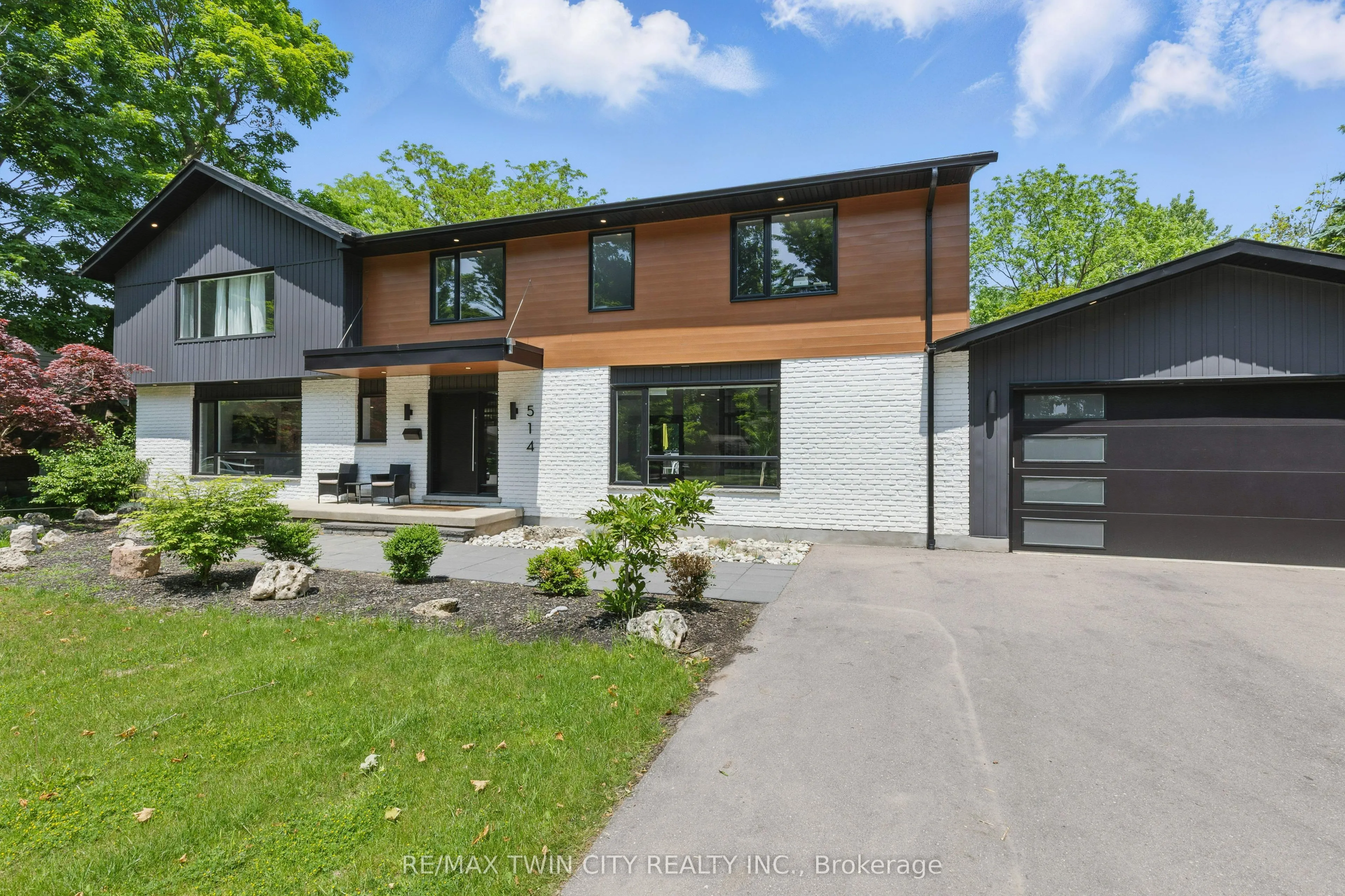 514 Oxbow Road
