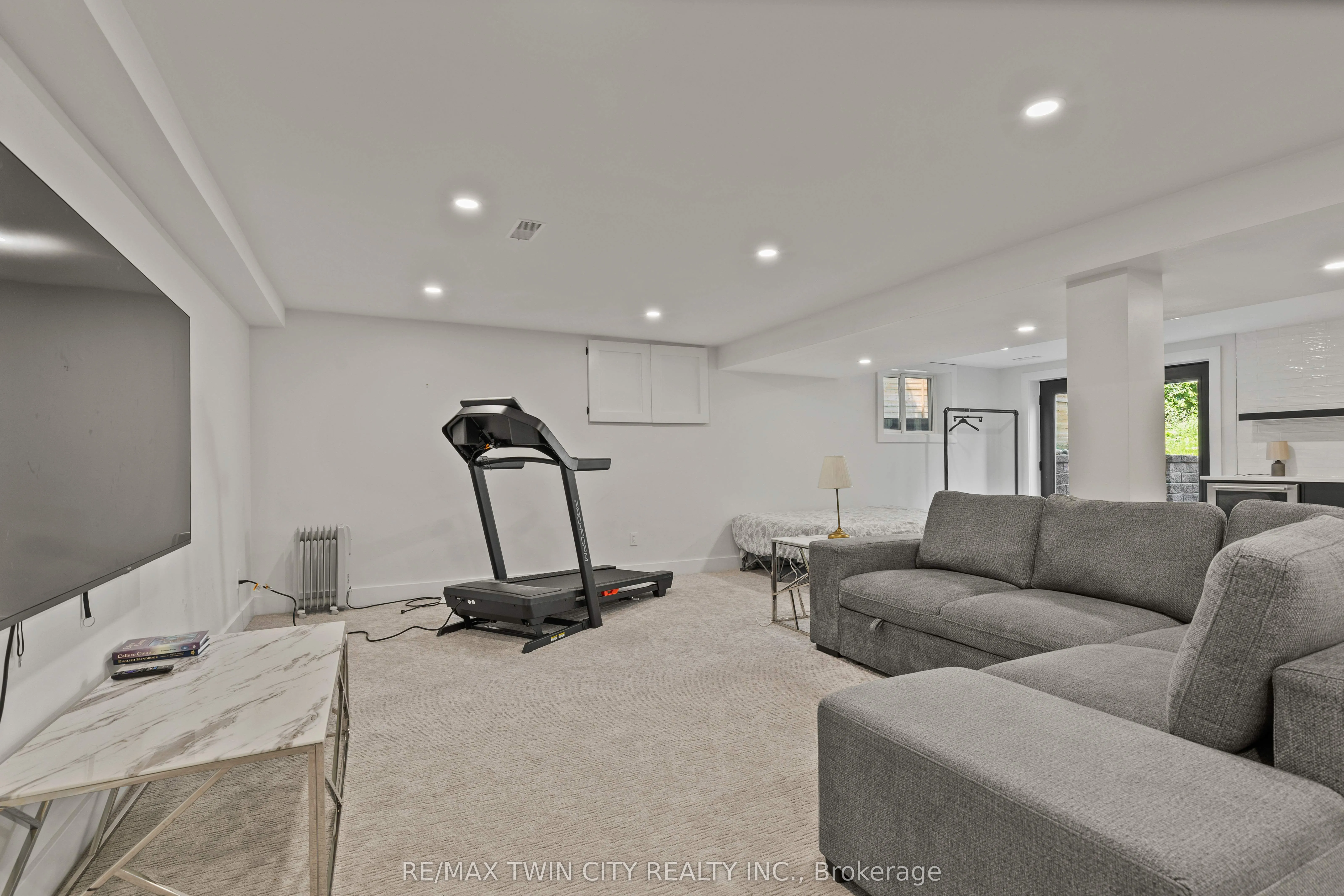 514 Oxbow Road