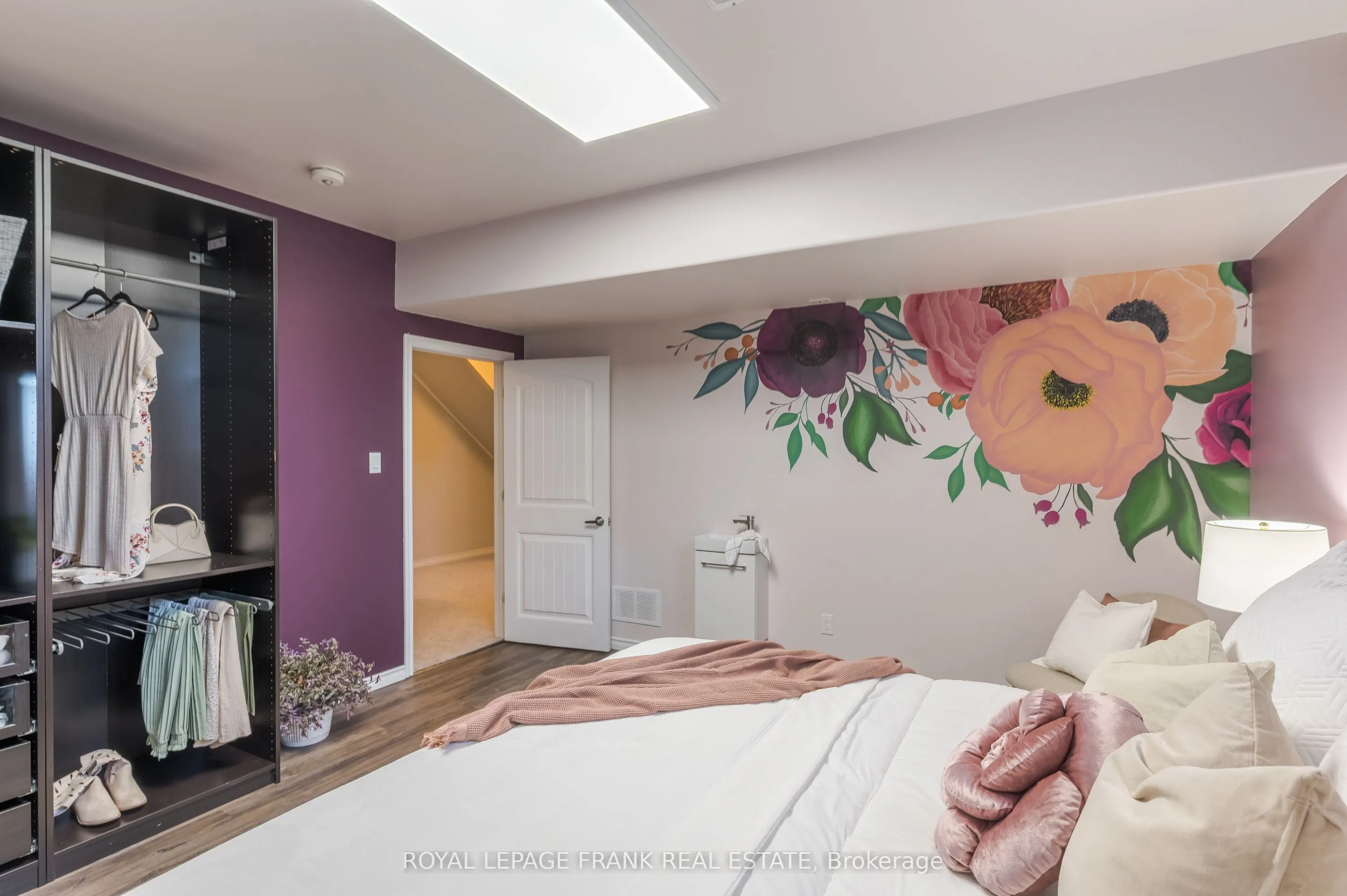 1229 Asphodel 7th Line