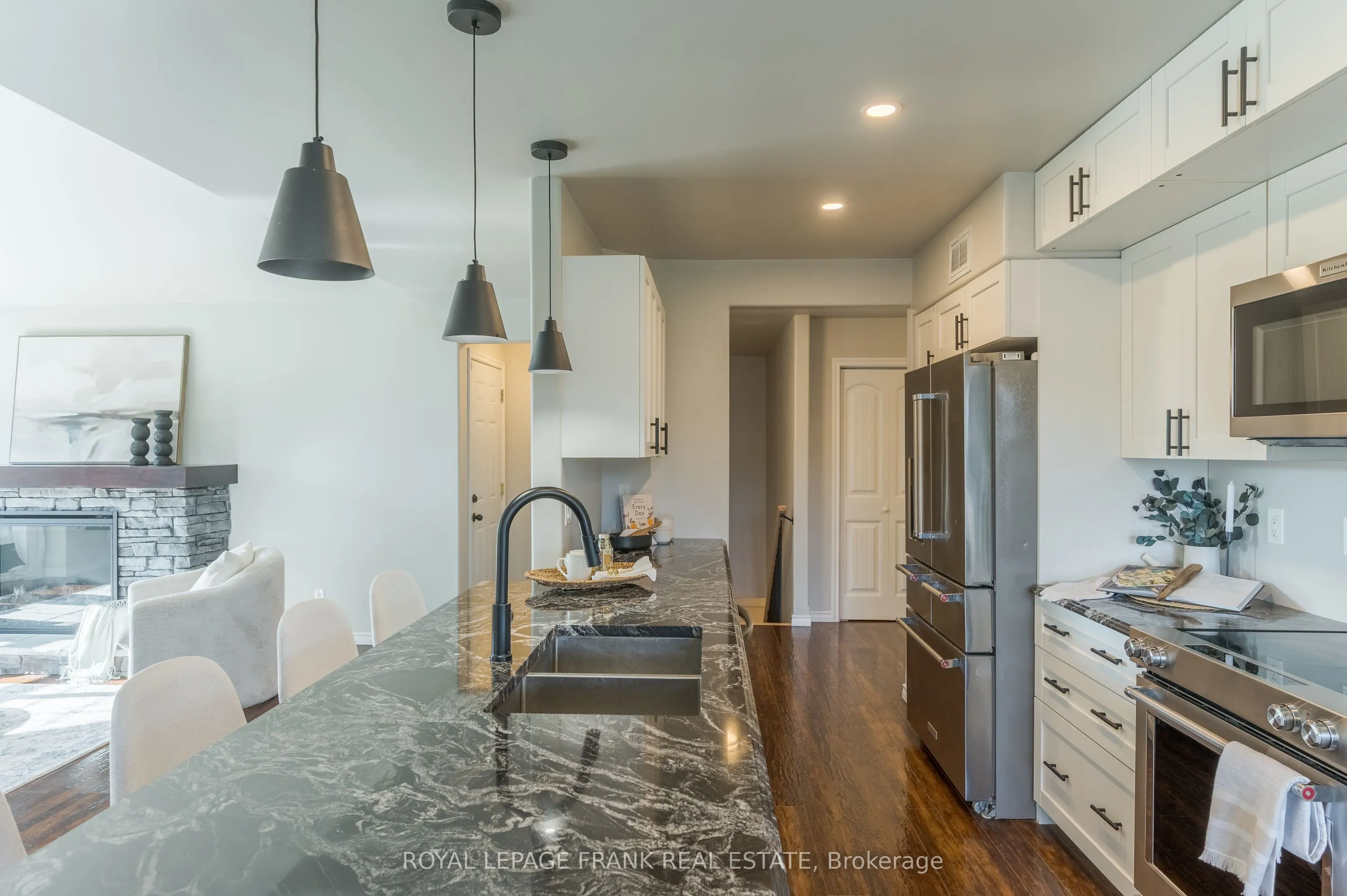 1229 Asphodel 7th Line