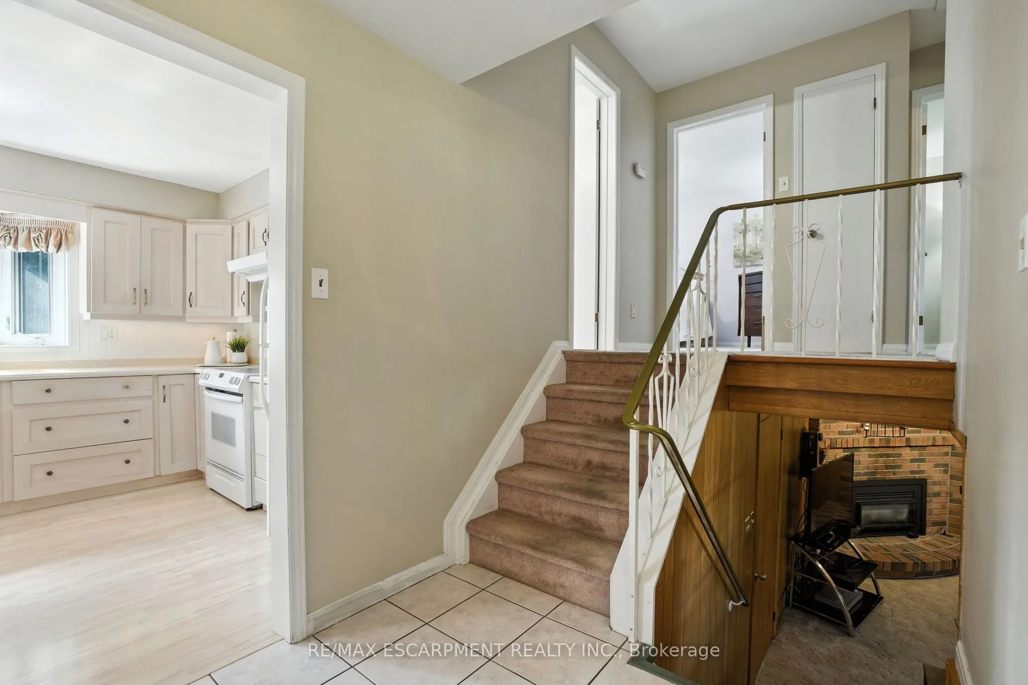 961 Garden Lane