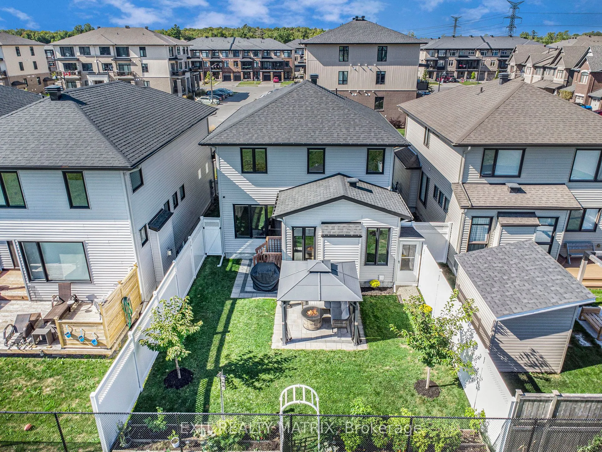 132 LYNN VALLEY Terrace
