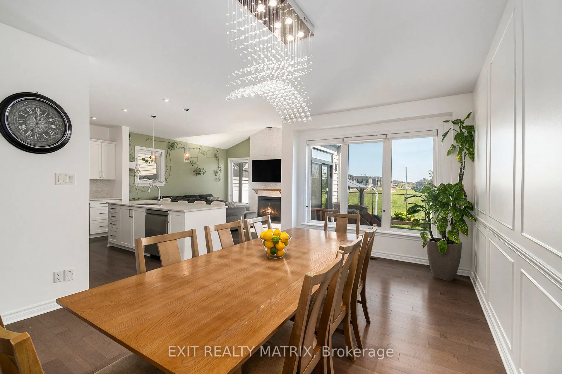 132 LYNN VALLEY Terrace
