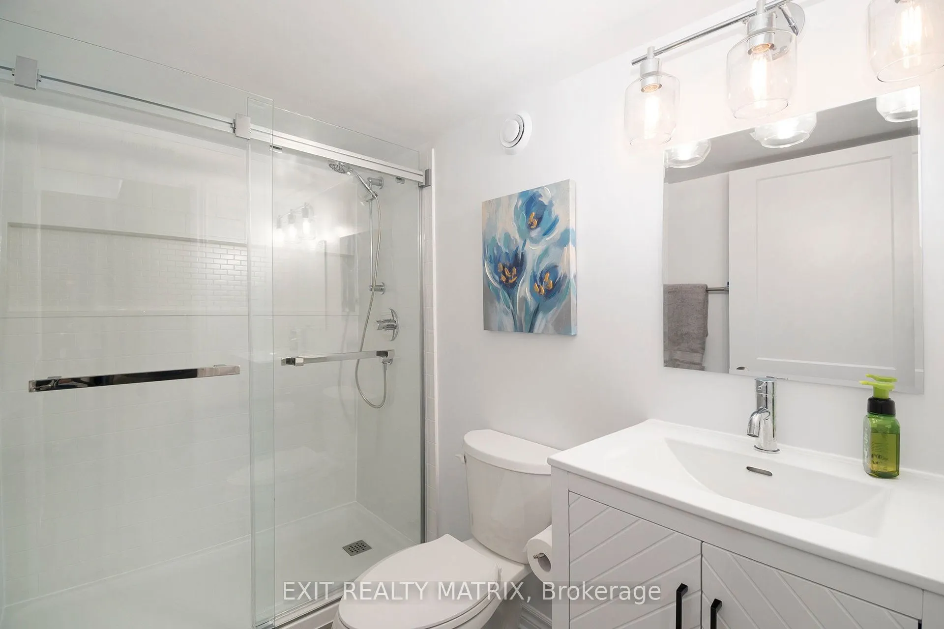 132 LYNN VALLEY Terrace