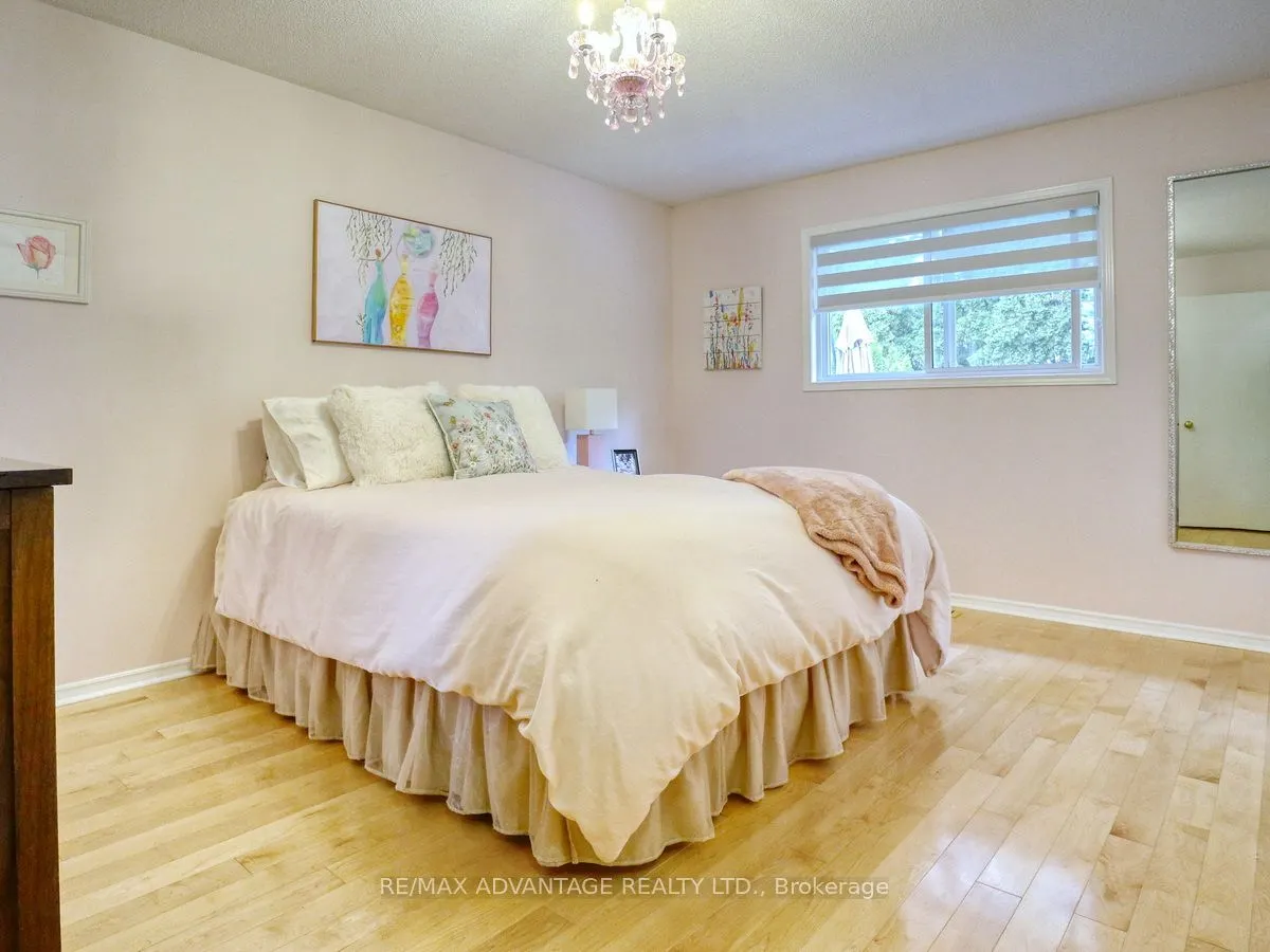 59 PENNYBROOK Crescent, #21