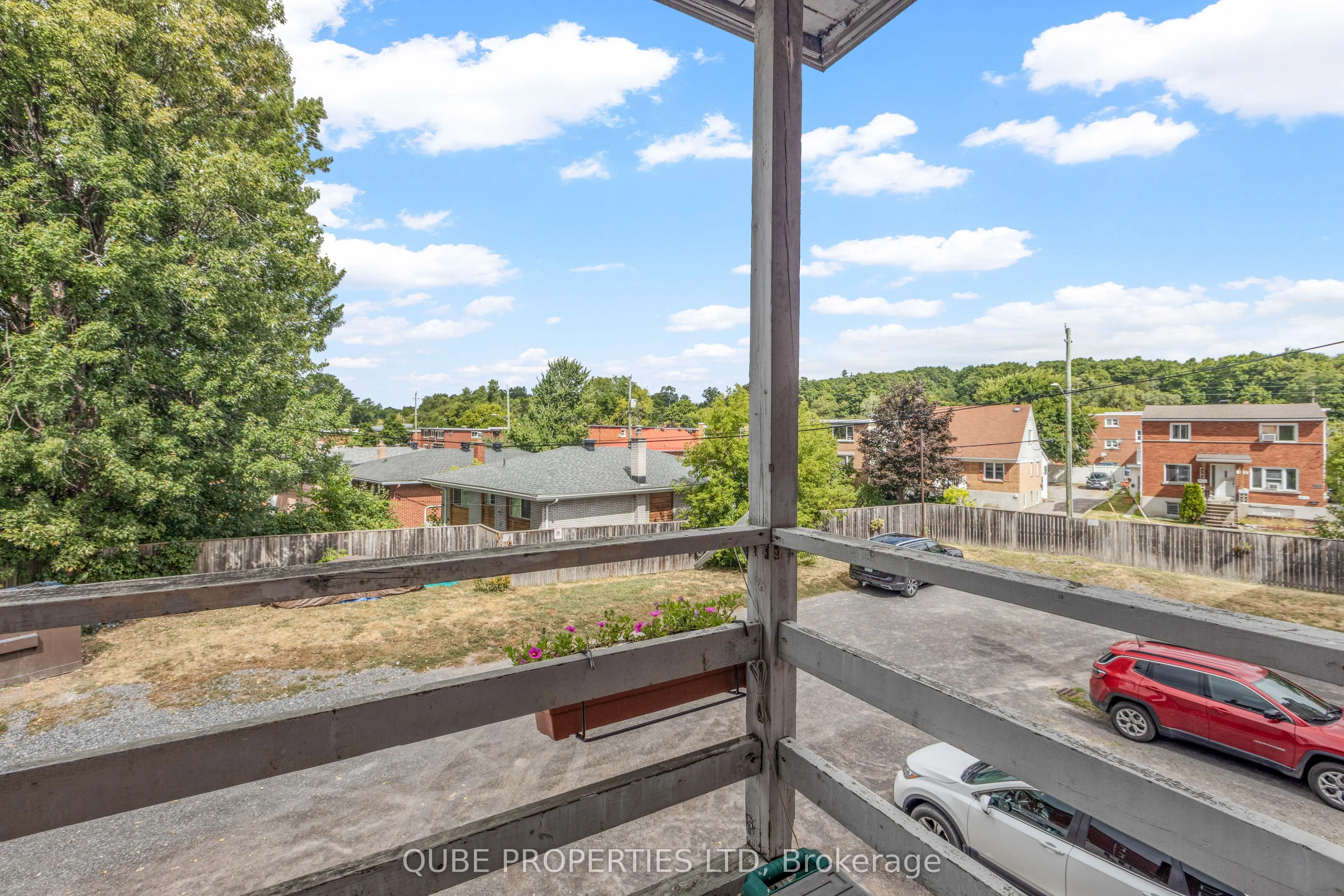 229 Des Peres Blancs Avenue