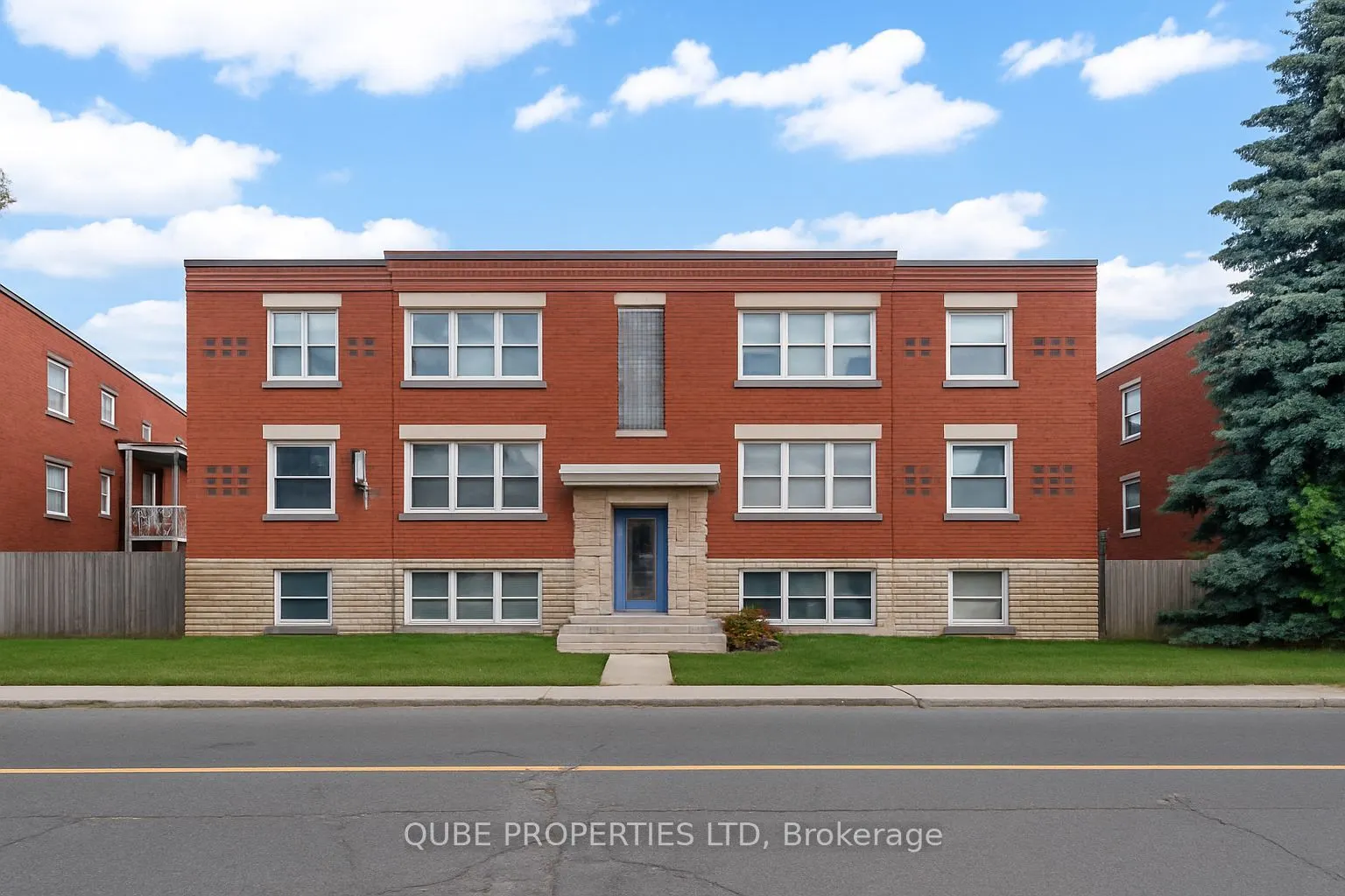229 Des Peres Blancs Avenue