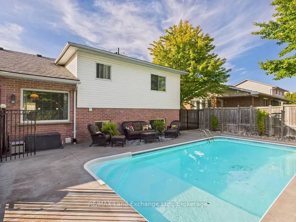 415 Macdougall Drive