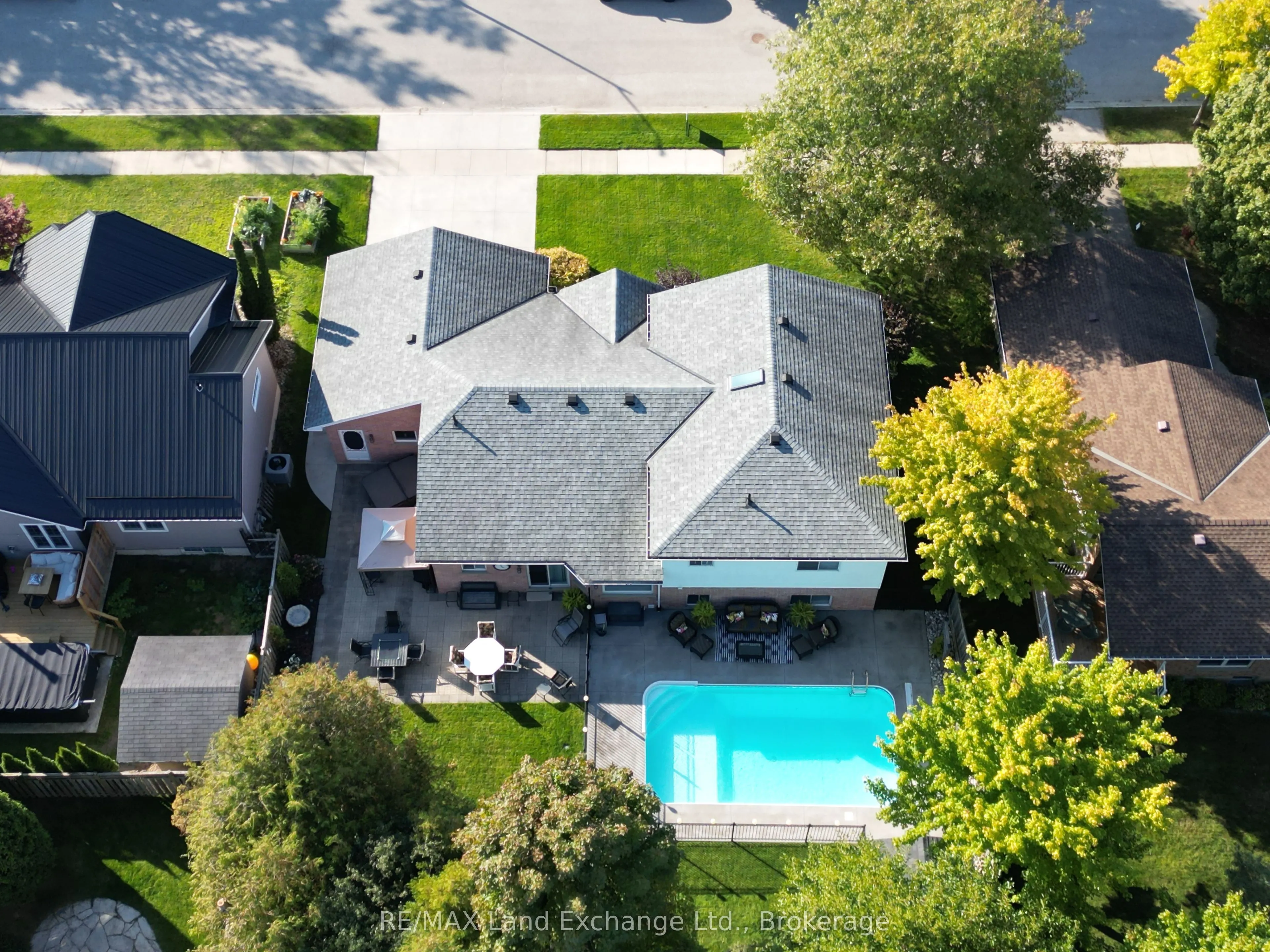 415 Macdougall Drive