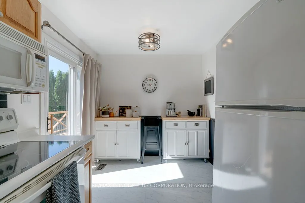 577 Mackechnie Crescent