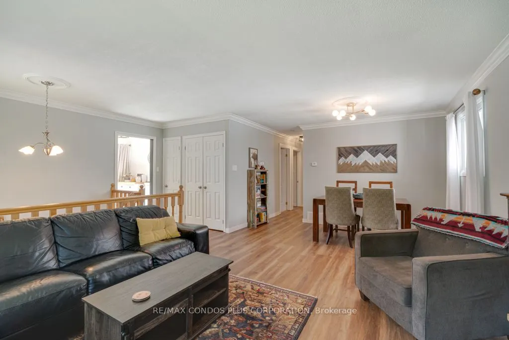577 Mackechnie Crescent