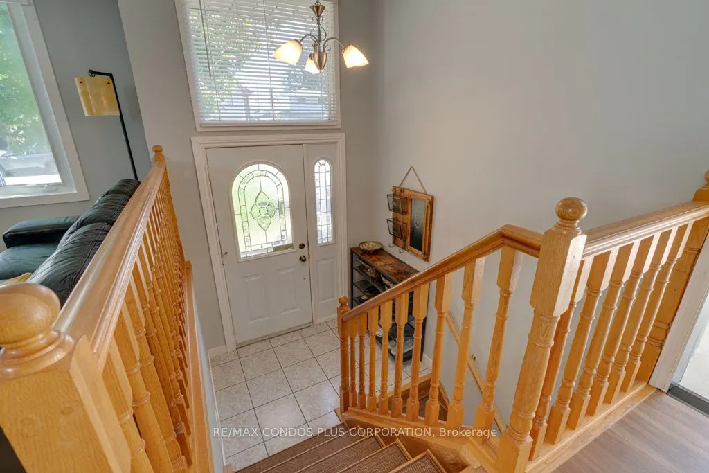 577 Mackechnie Crescent
