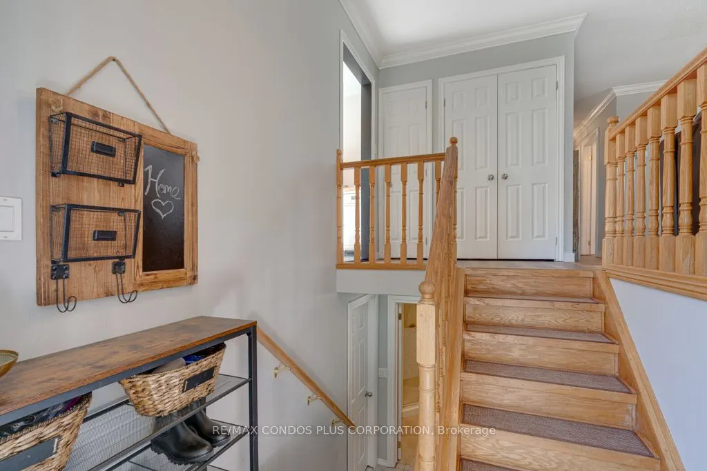 577 Mackechnie Crescent