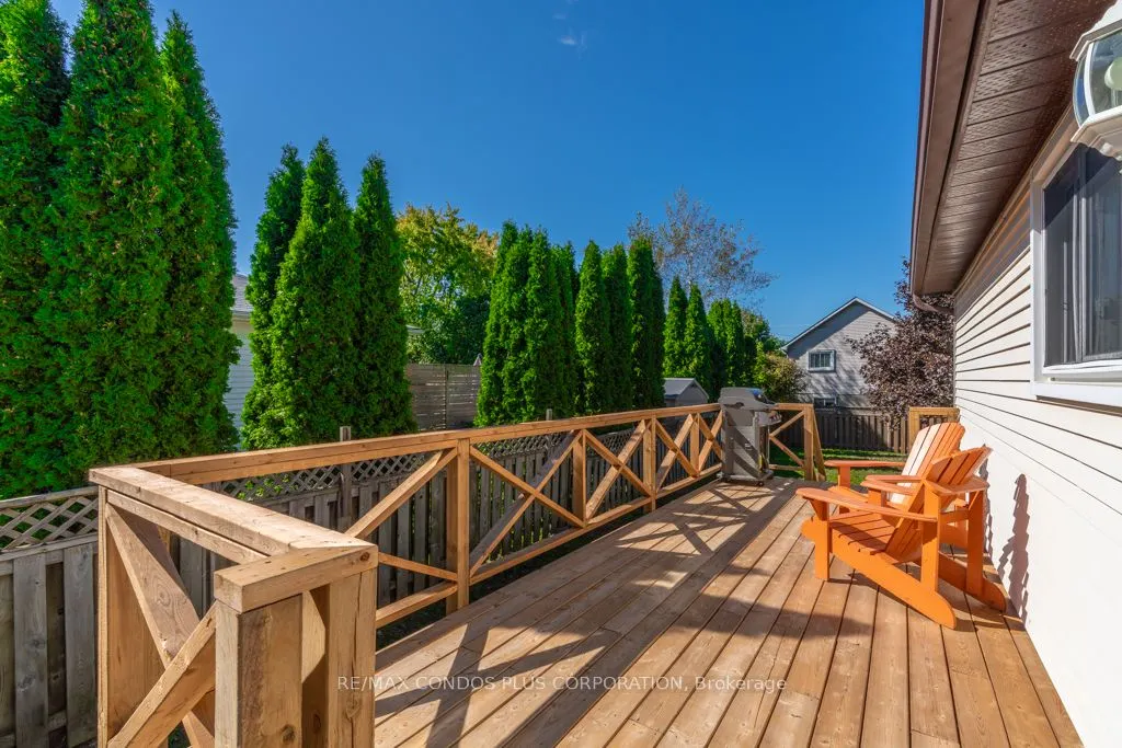 577 Mackechnie Crescent