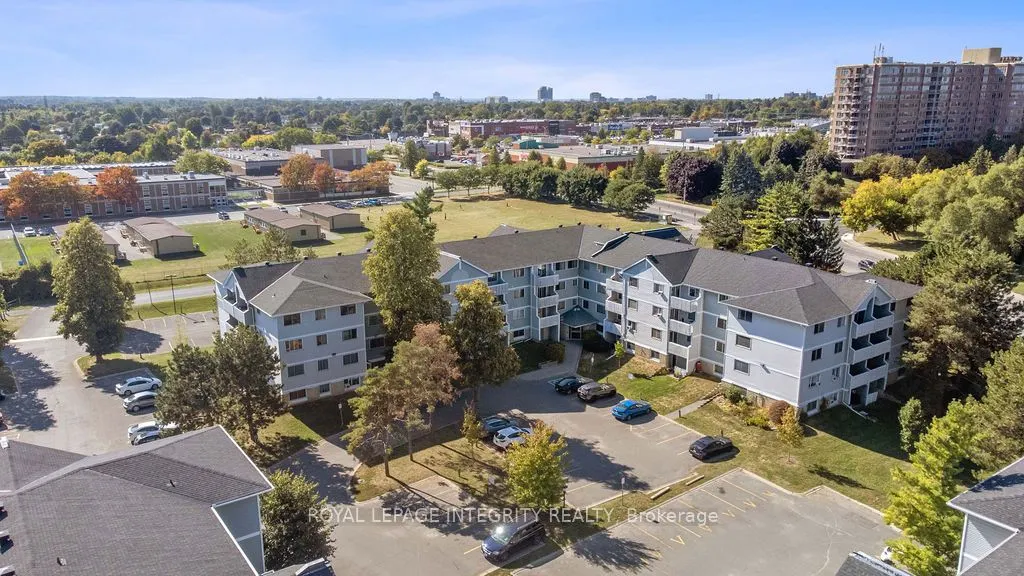 212 Viewmount Drive, #206