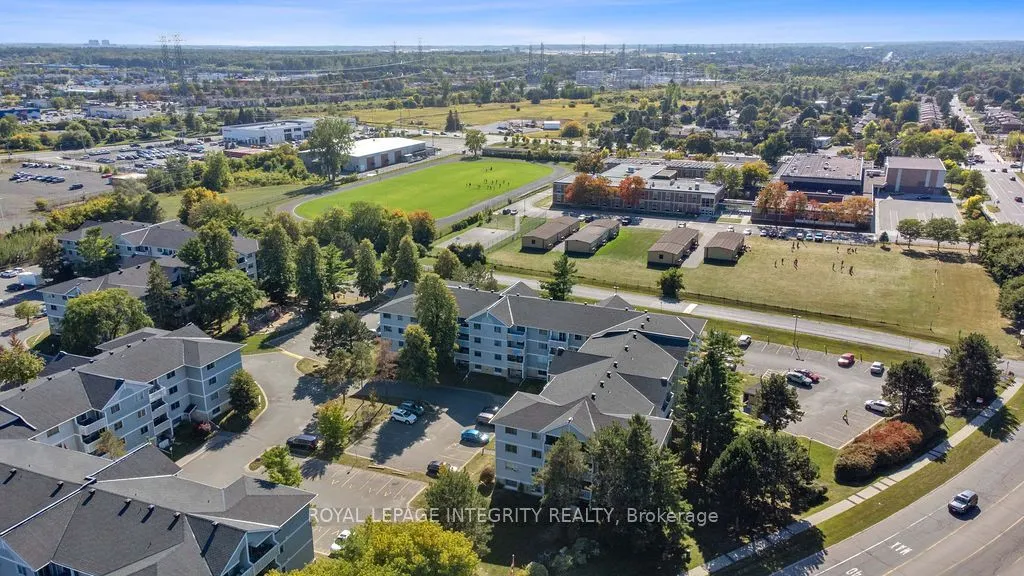 212 Viewmount Drive, #206