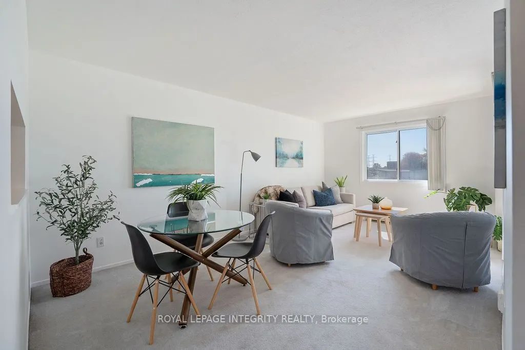 212 Viewmount Drive, #206