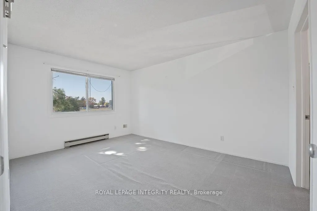 212 Viewmount Drive, #206
