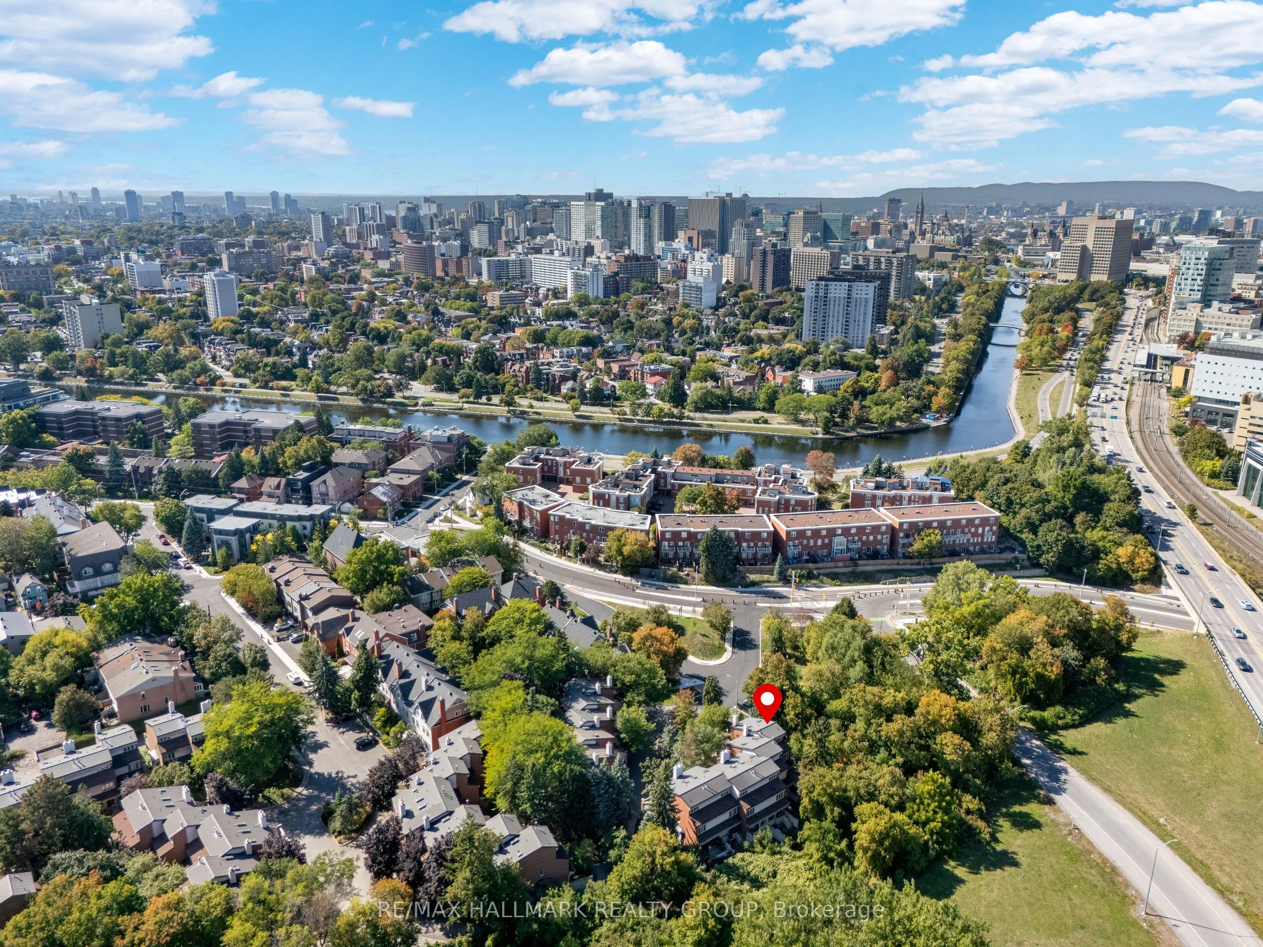 60 Greenfield Avenue, #1